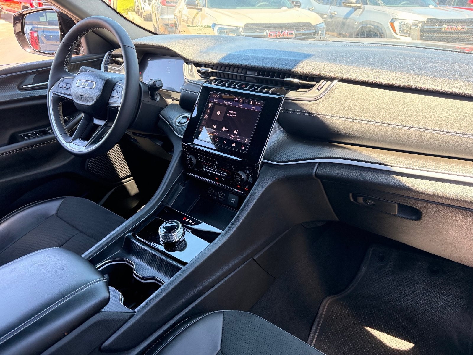 2025 Jeep Grand Cherokee Altitude X 4x2