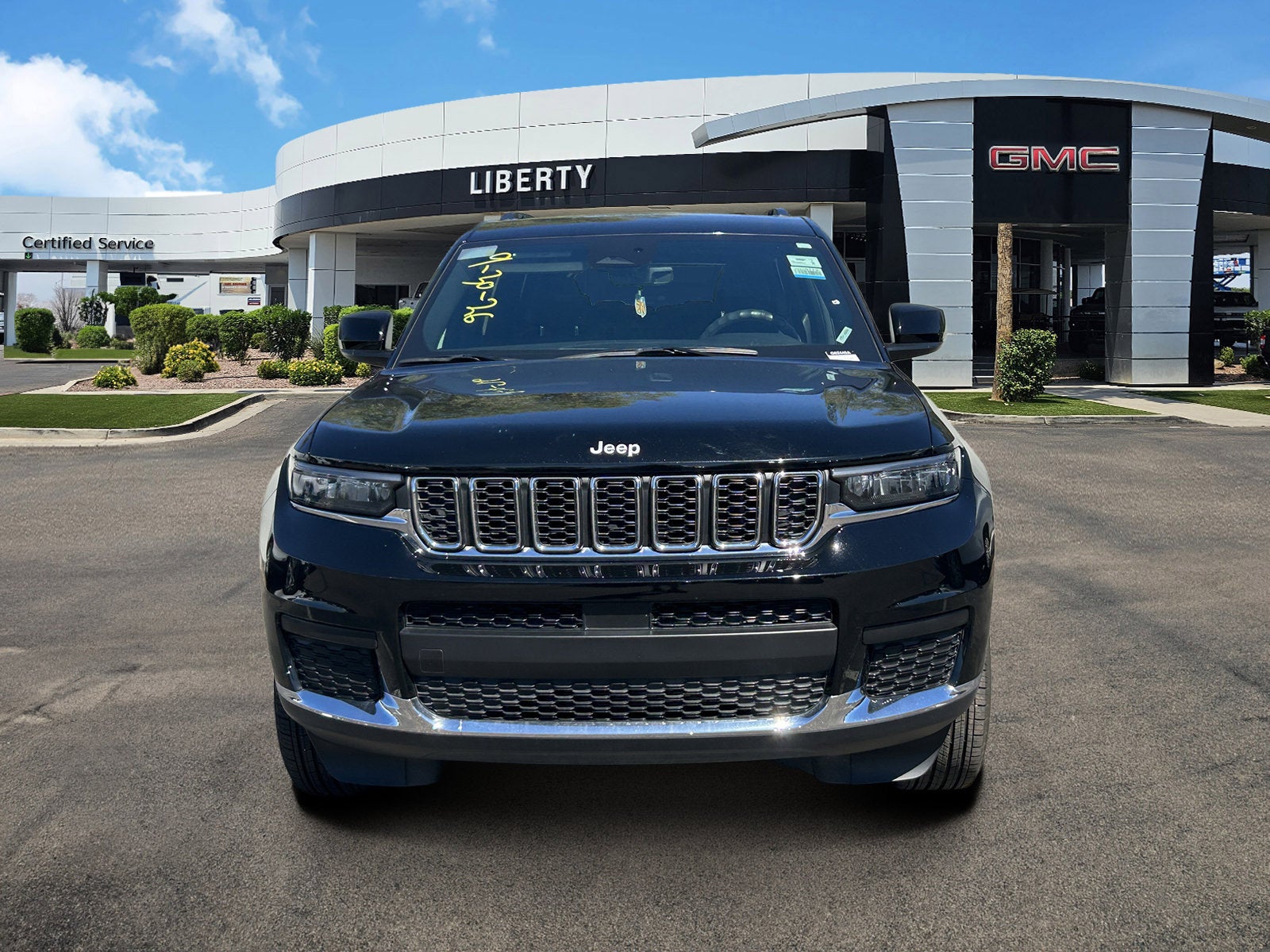 2025 Jeep Grand Cherokee L Laredo 4x2
