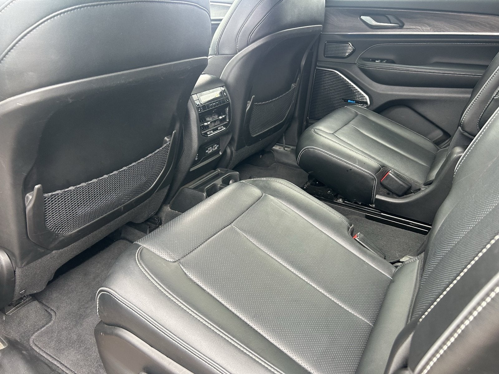 2023 Jeep Grand Cherokee L Overland 4x4