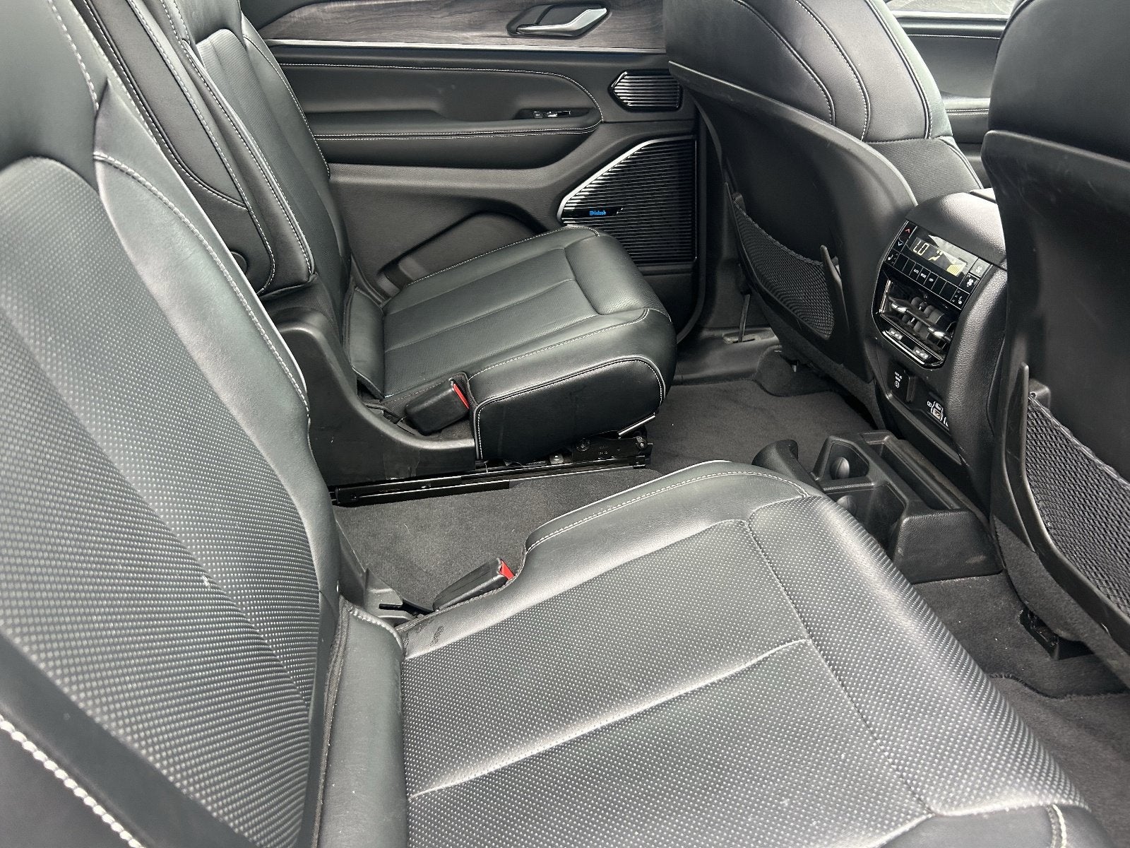 2023 Jeep Grand Cherokee L Overland 4x4