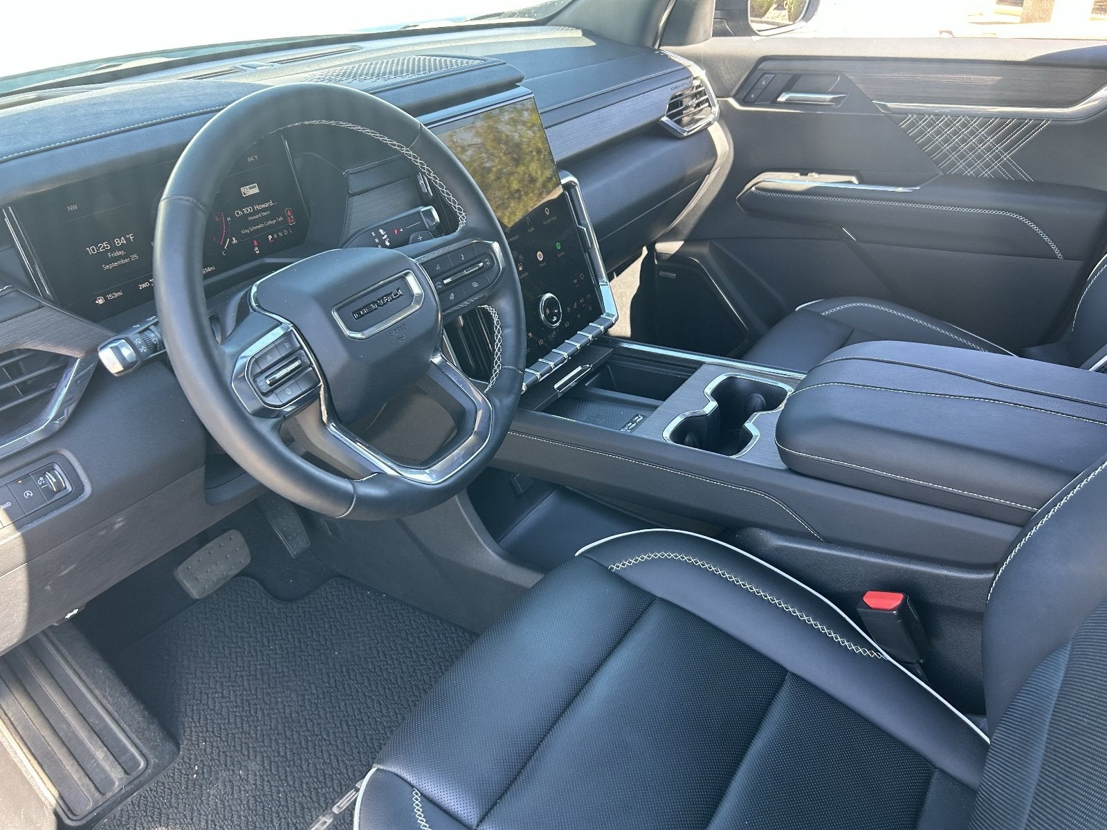 2025 GMC Acadia Denali