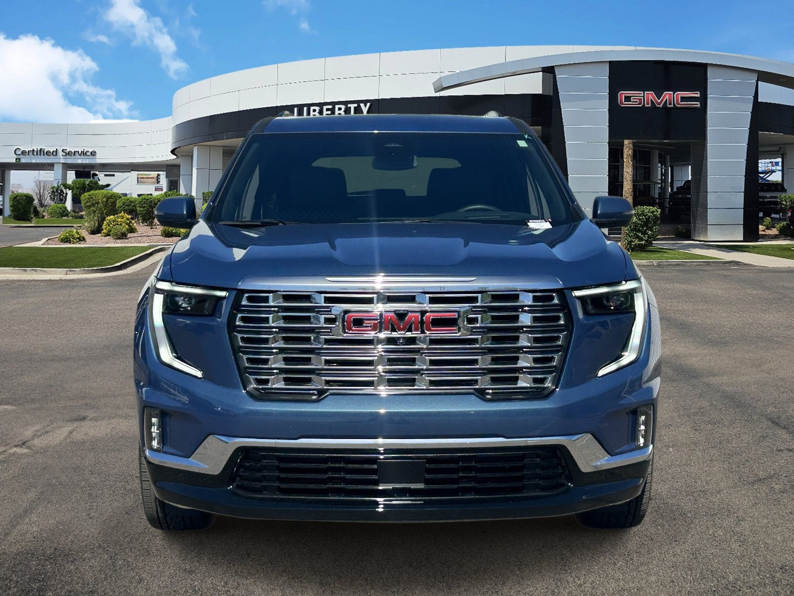 2025 GMC Acadia Denali