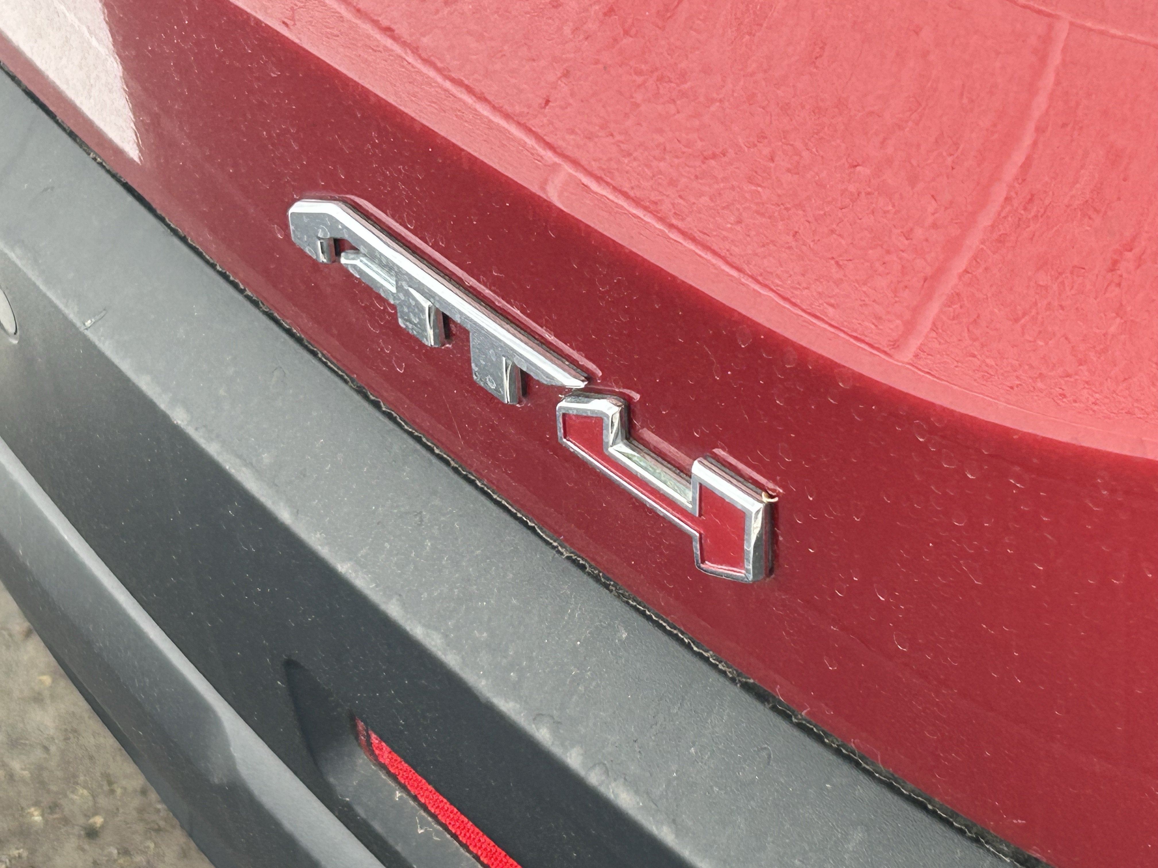 2022 GMC Acadia AT4