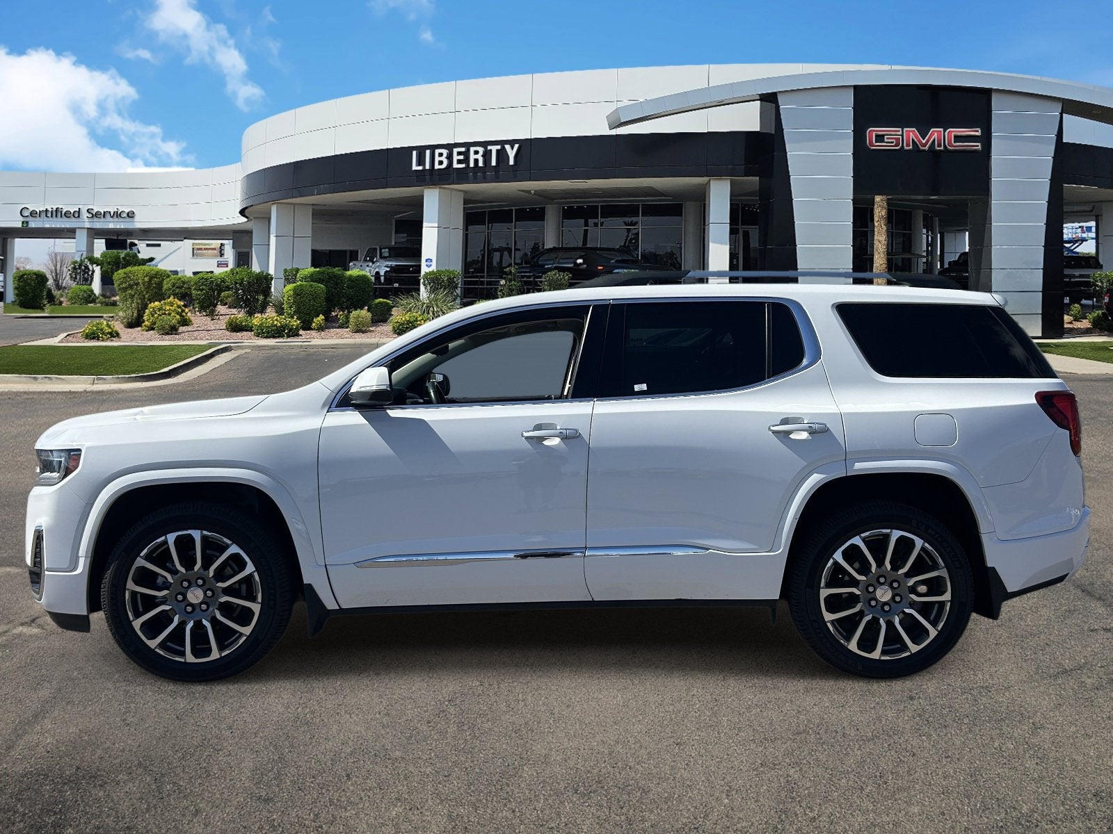 2021 GMC Acadia Denali