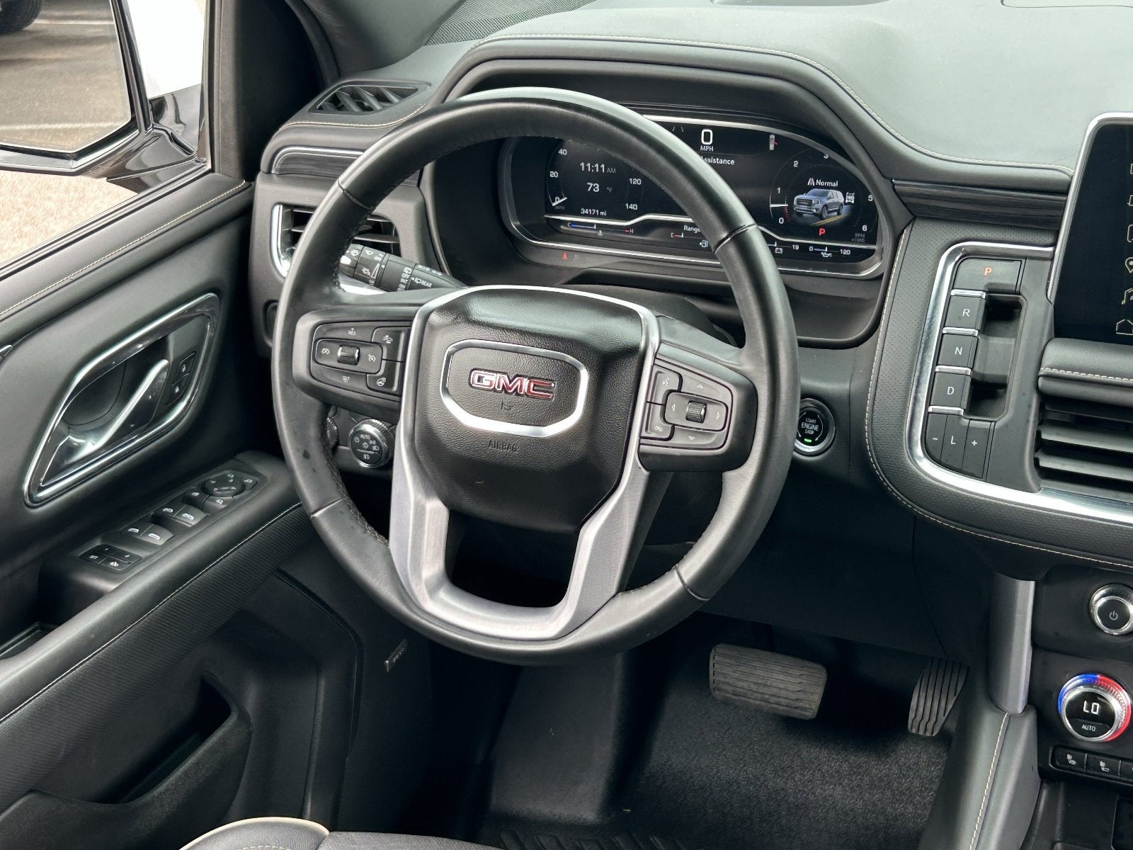 2023 GMC Yukon SLT
