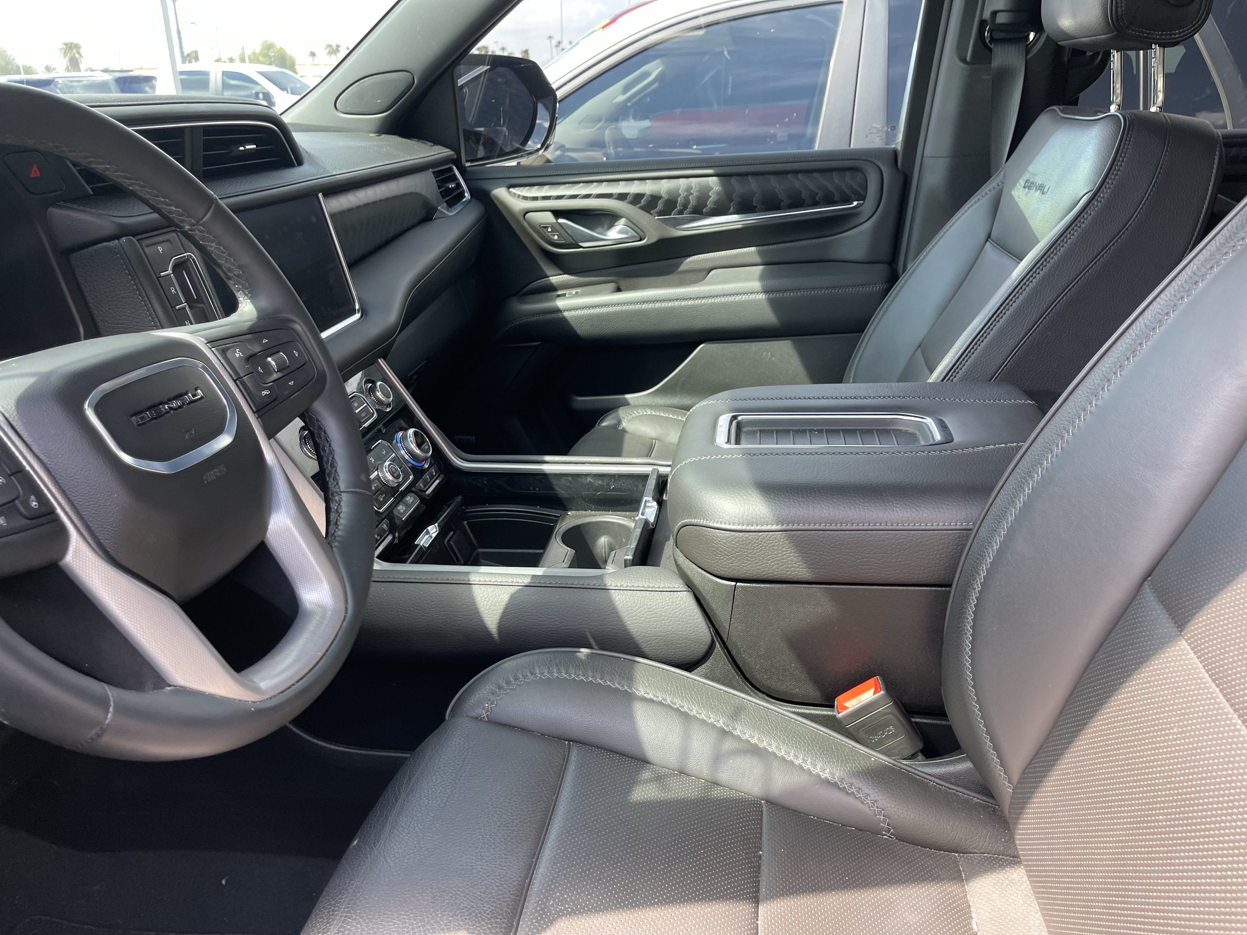 2024 GMC Yukon Denali