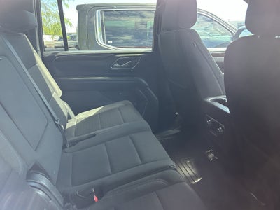 2023 GMC Yukon XL SLE