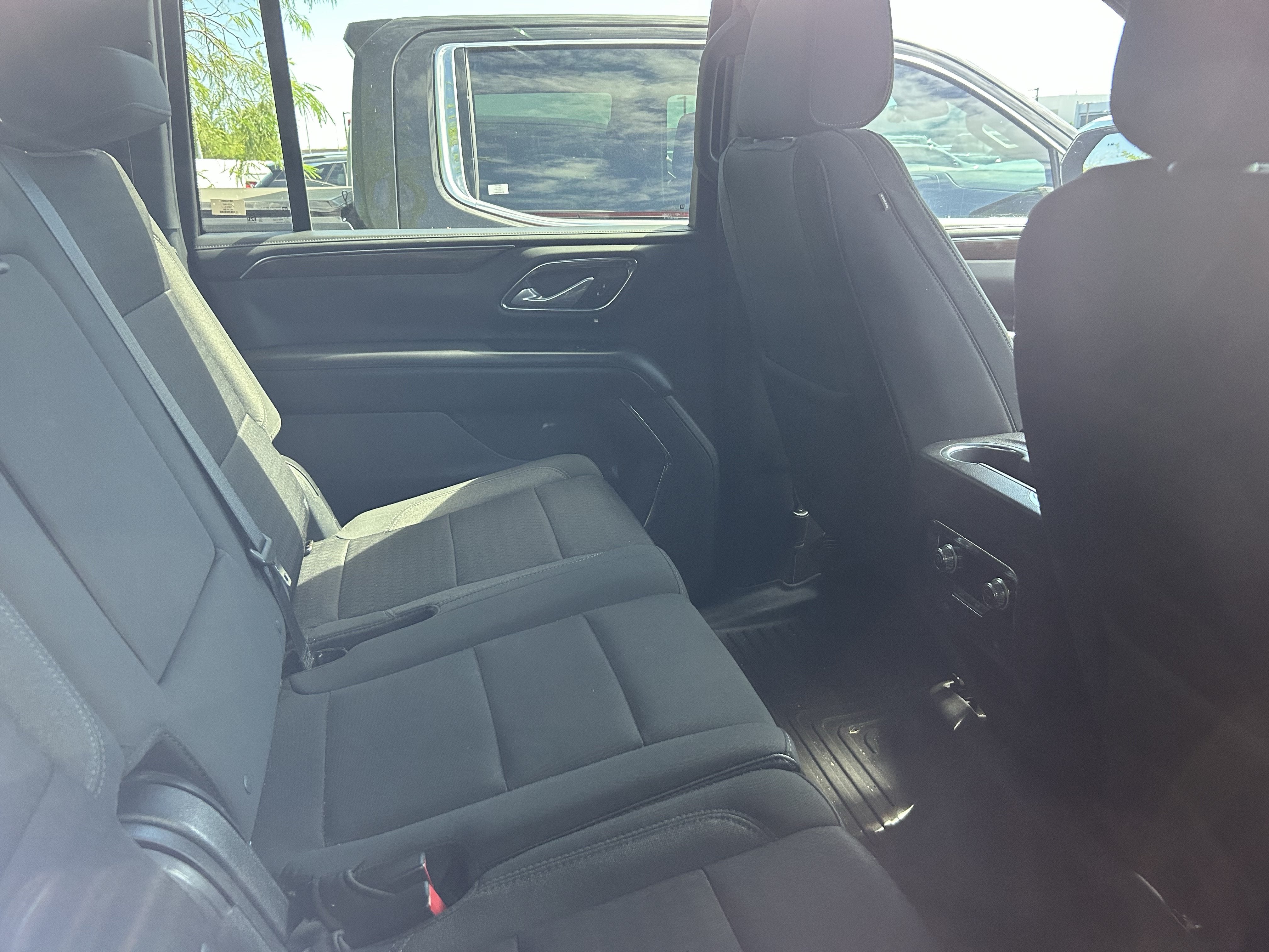 2023 GMC Yukon XL SLE