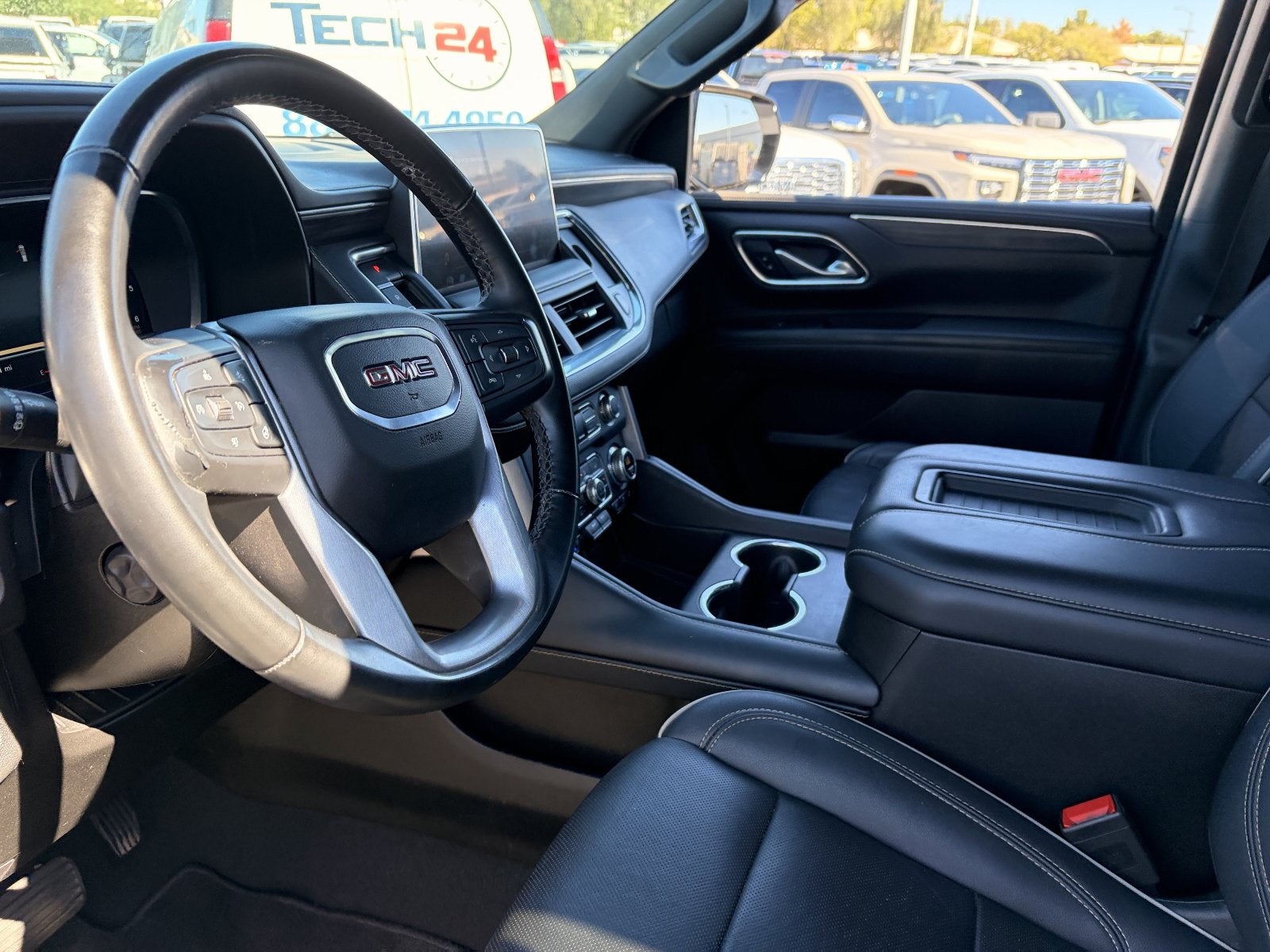 2024 GMC Yukon XL SLT