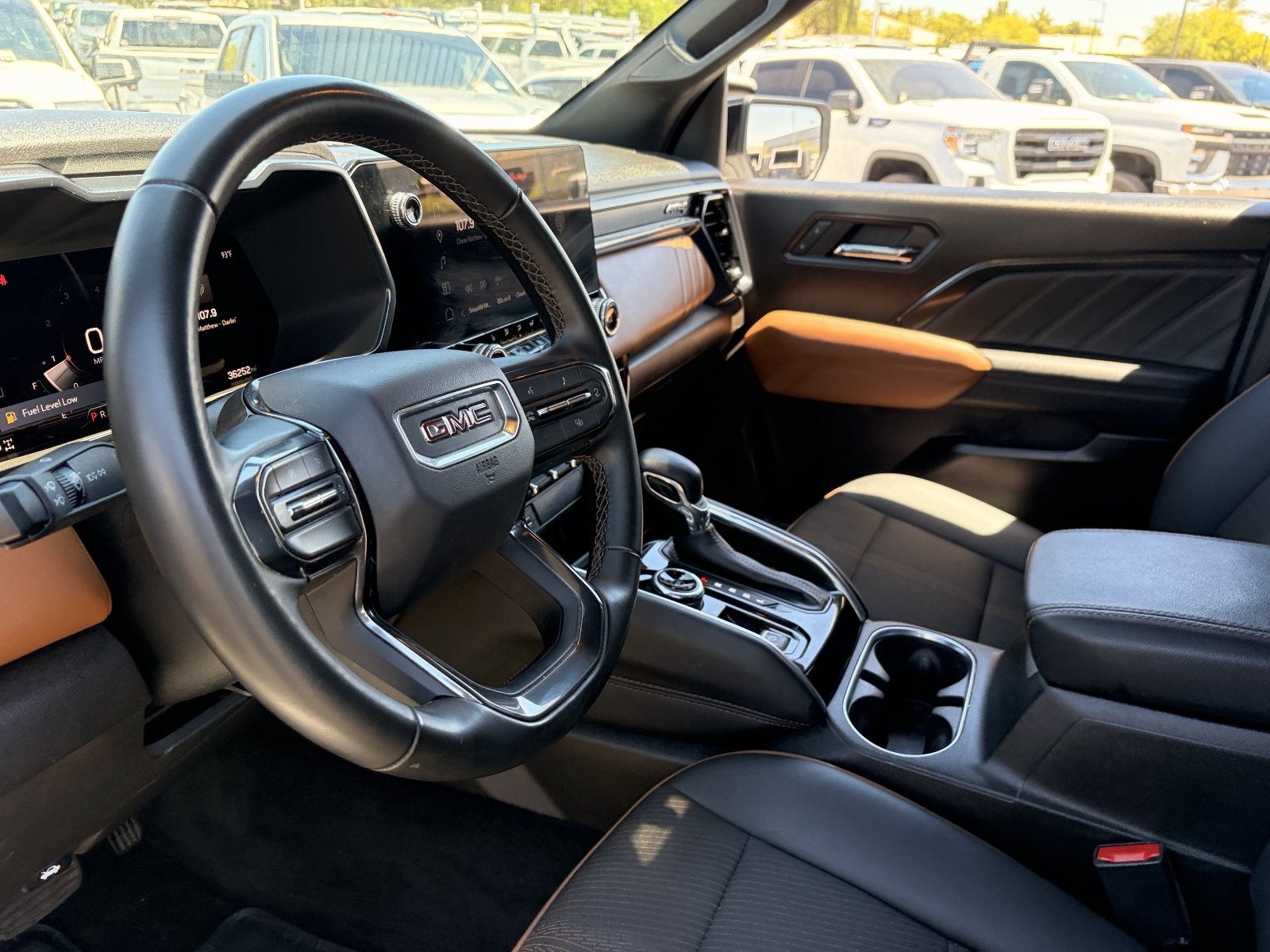 2025 GMC Canyon AT4