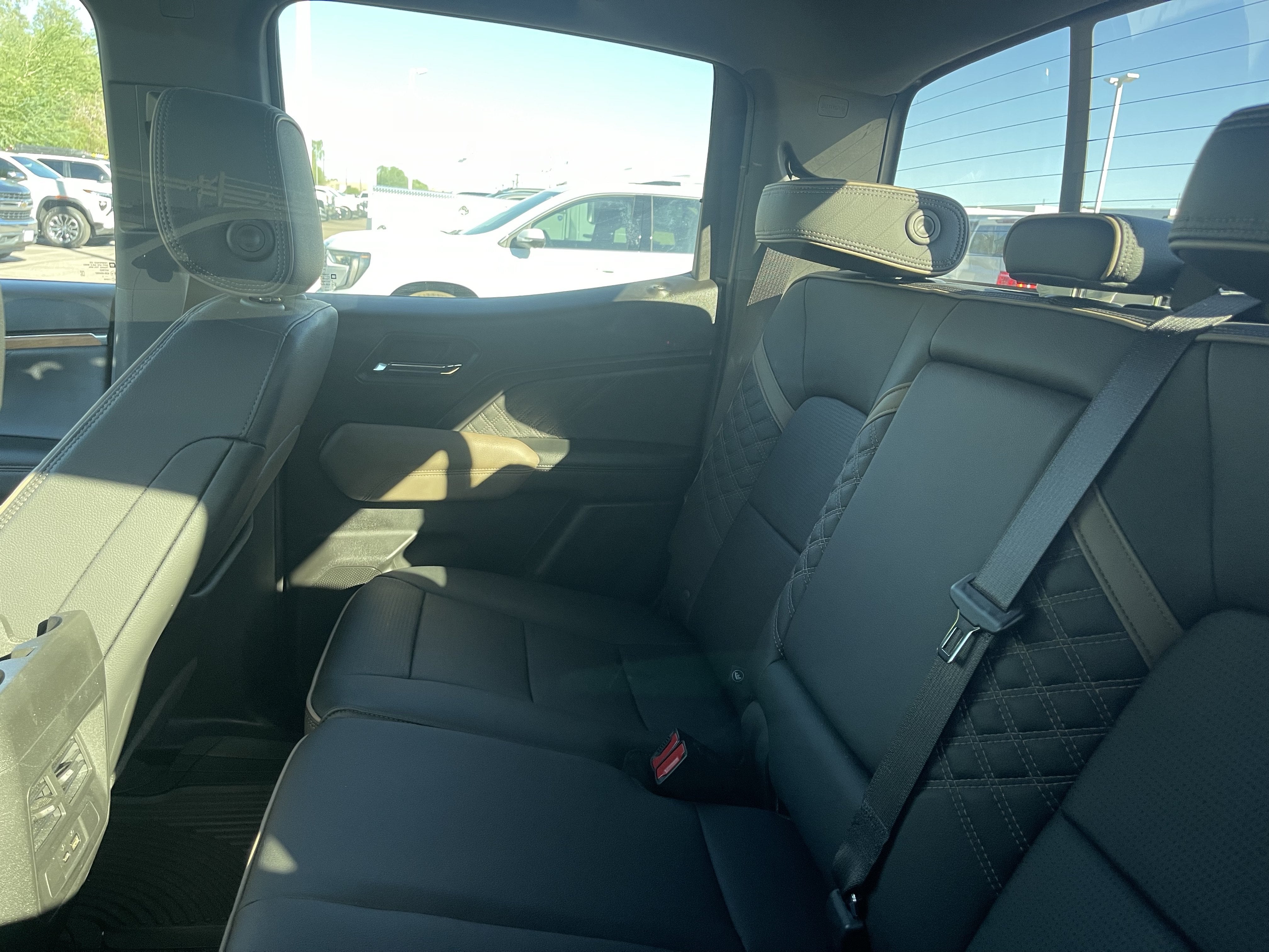 2023 GMC Canyon 4WD Denali