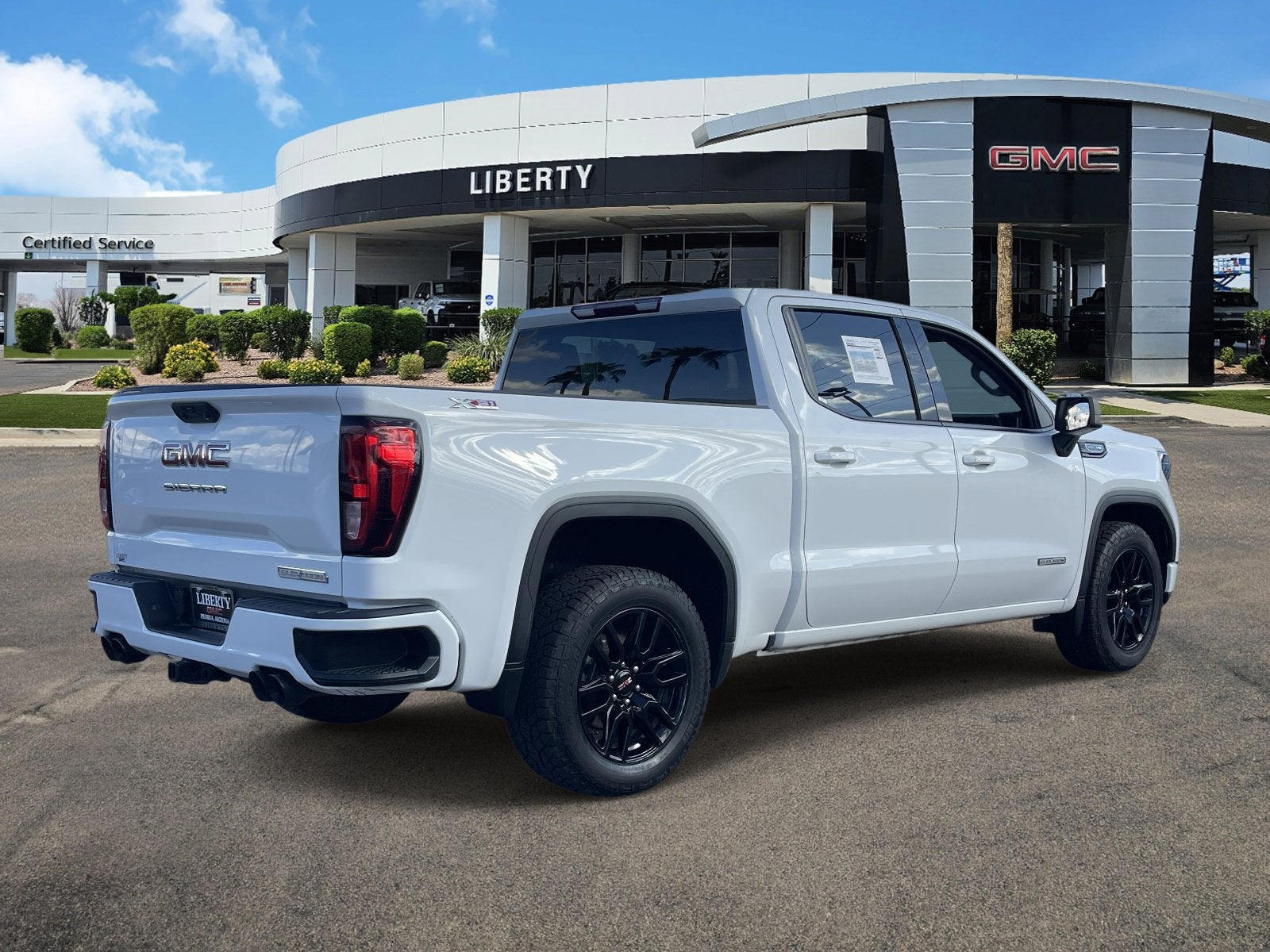 2024 GMC Sierra 1500 Elevation