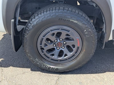 2025 Nissan Frontier Crew Cab PRO-4X 4x4