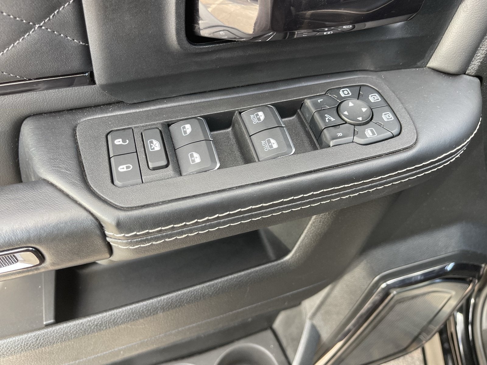 2025 RAM 2500 Limited Crew Cab 4x4 6'4" Box