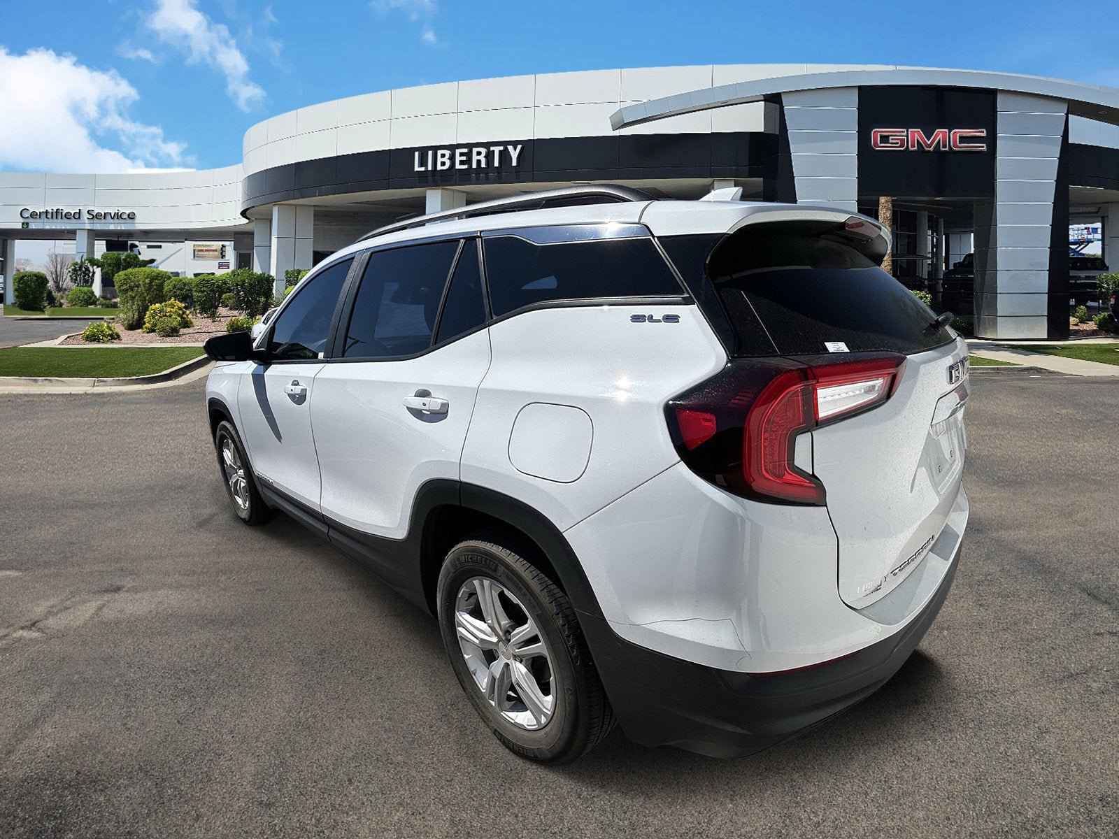 2024 GMC Terrain SLE
