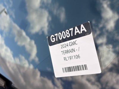 2024 GMC Terrain SLT