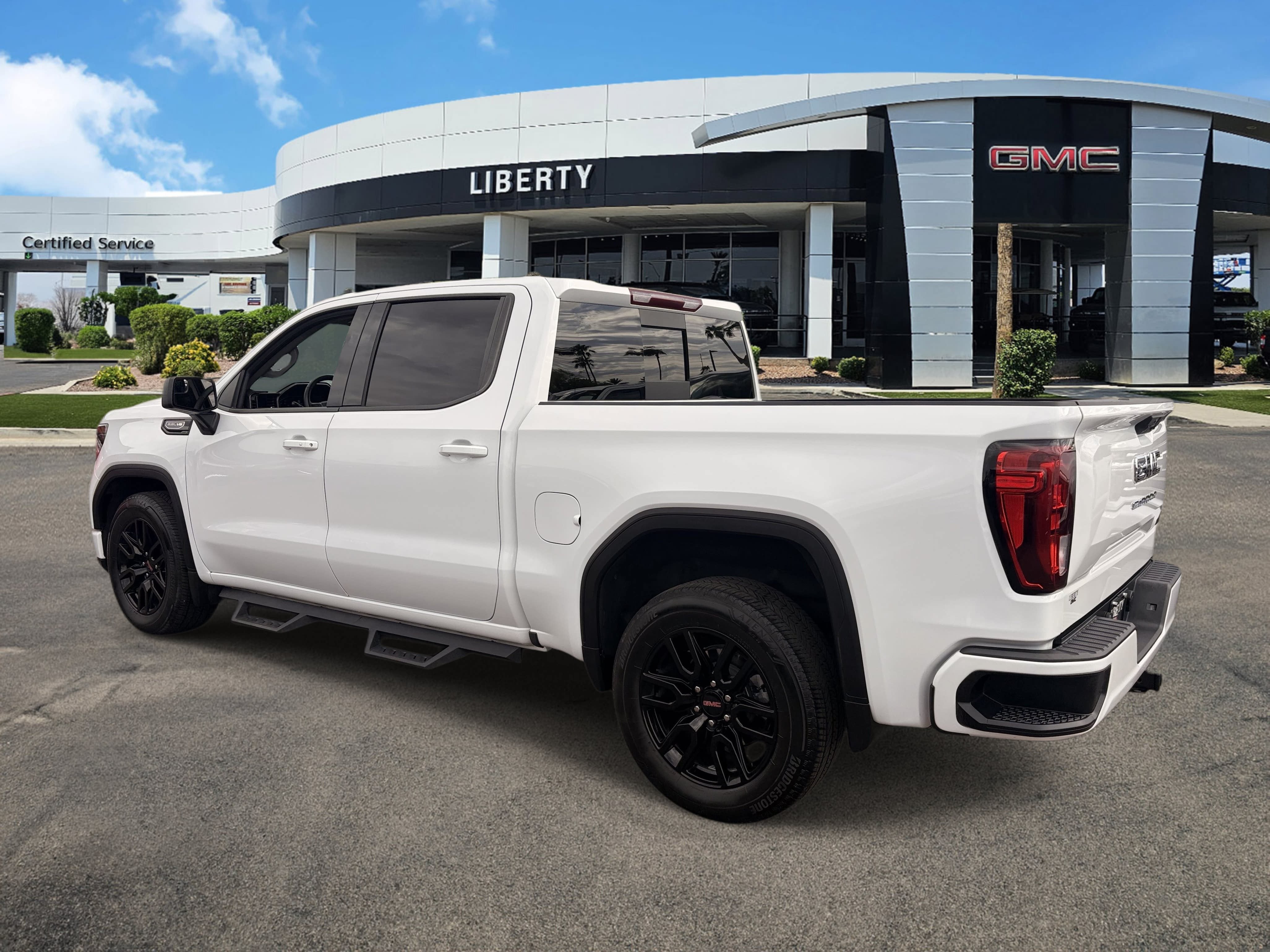 2025 GMC Sierra 1500 Elevation