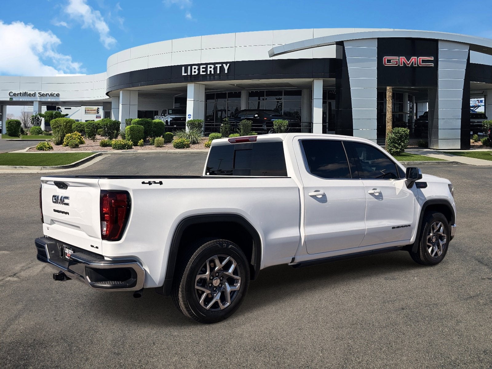 2026 GMC Sierra 1500 SLE