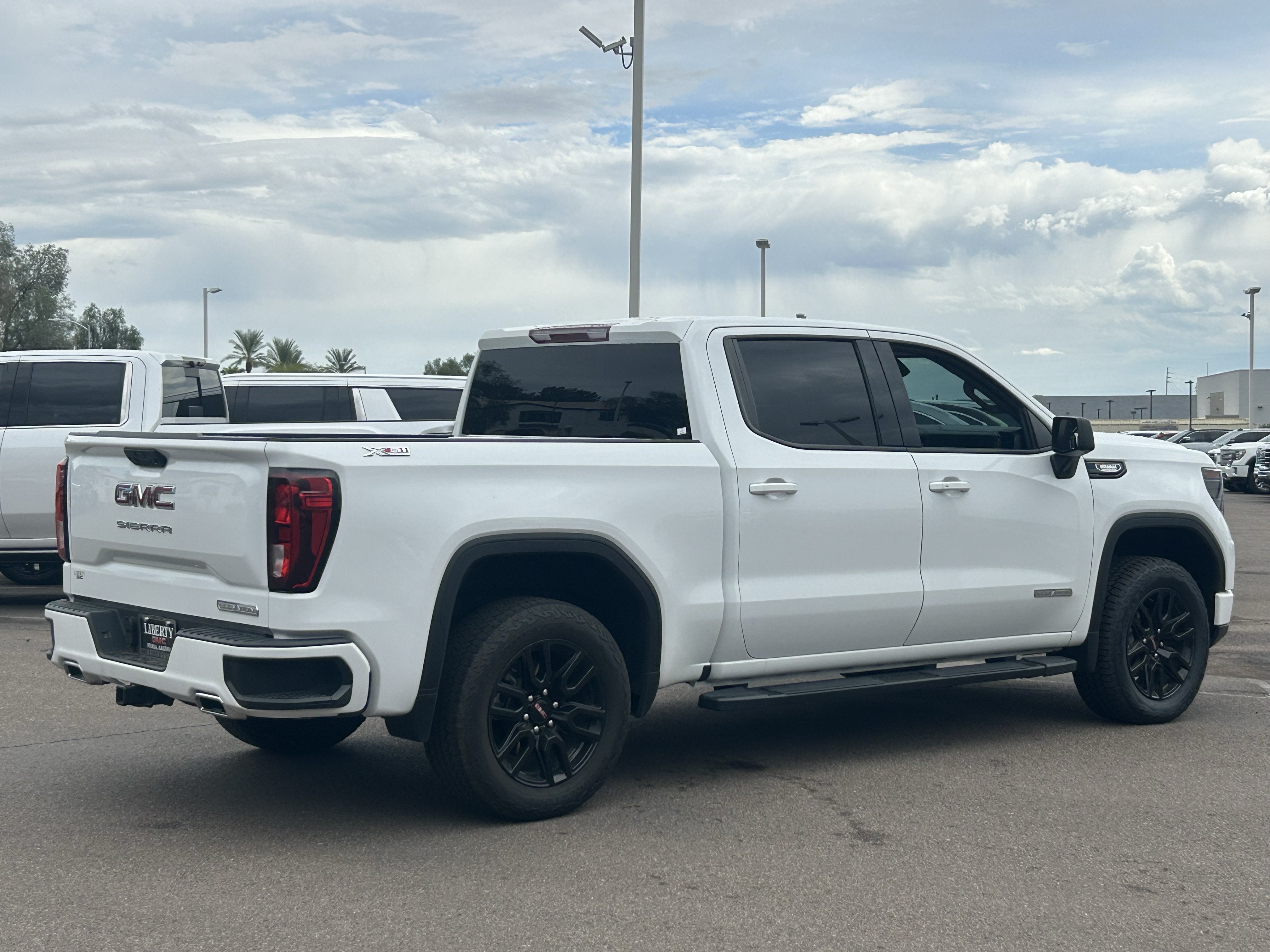 2025 GMC Sierra 1500 Elevation