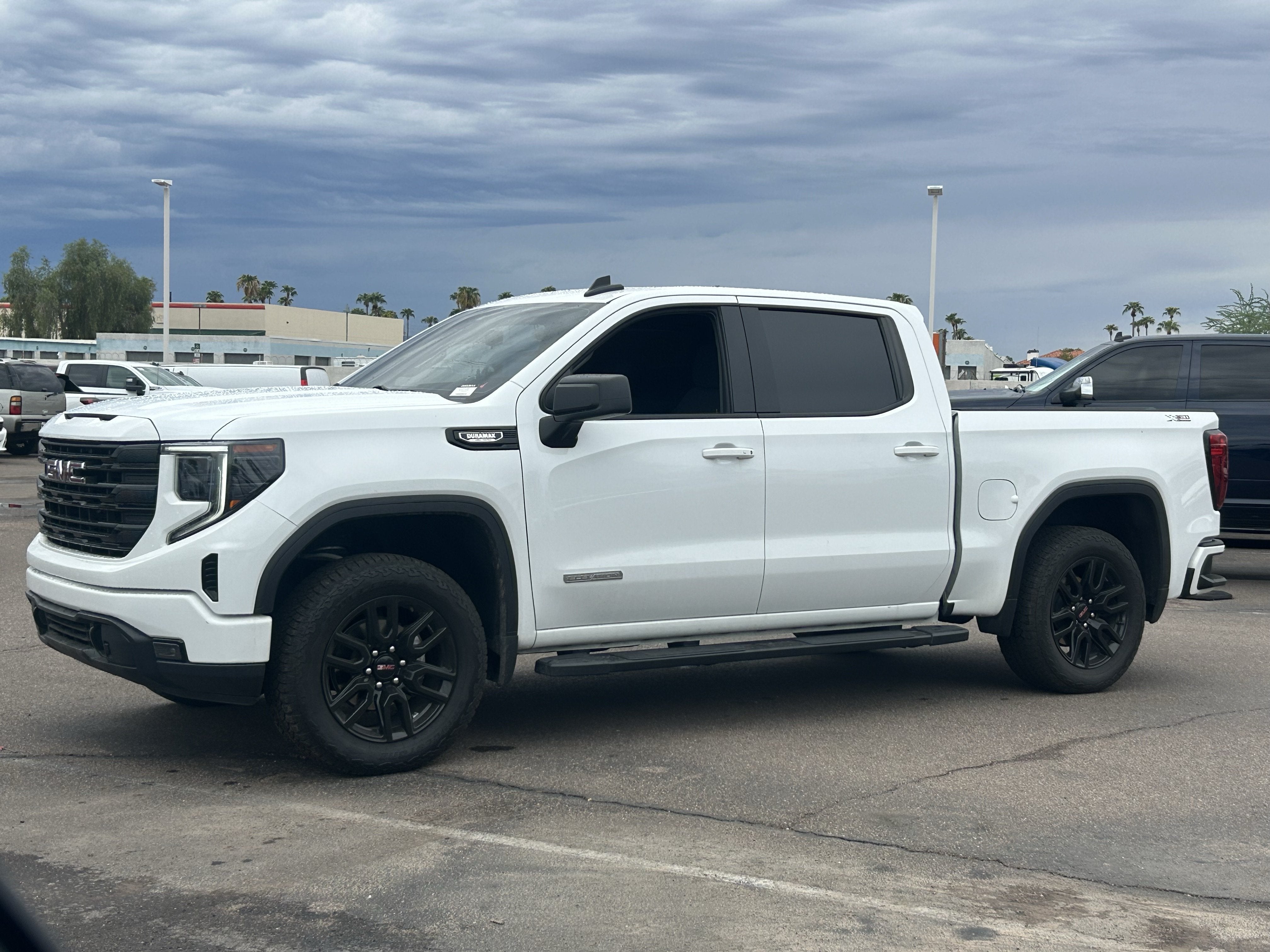 2025 GMC Sierra 1500 Elevation