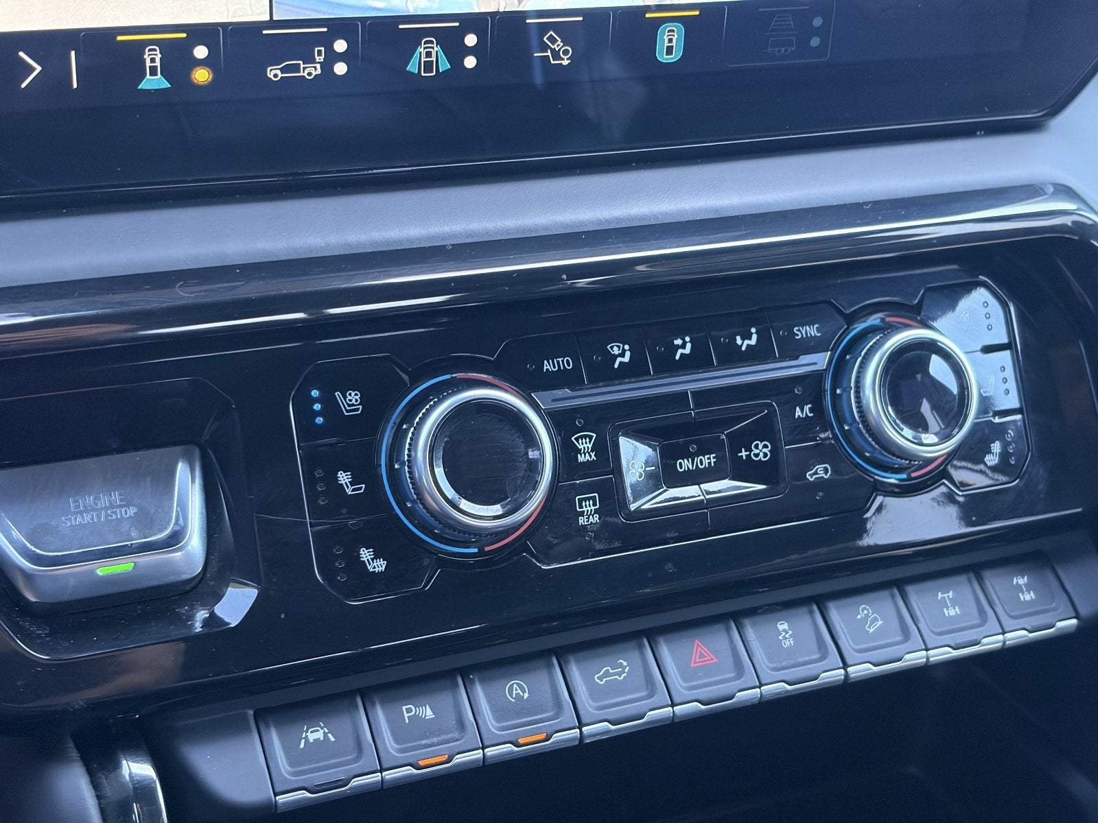 2023 GMC Sierra 1500 AT4X