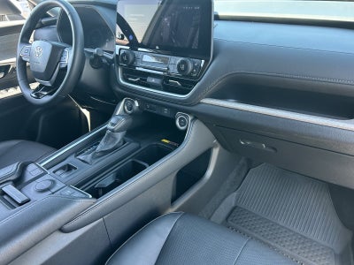 2025 Toyota Grand Highlander Hybrid Limited