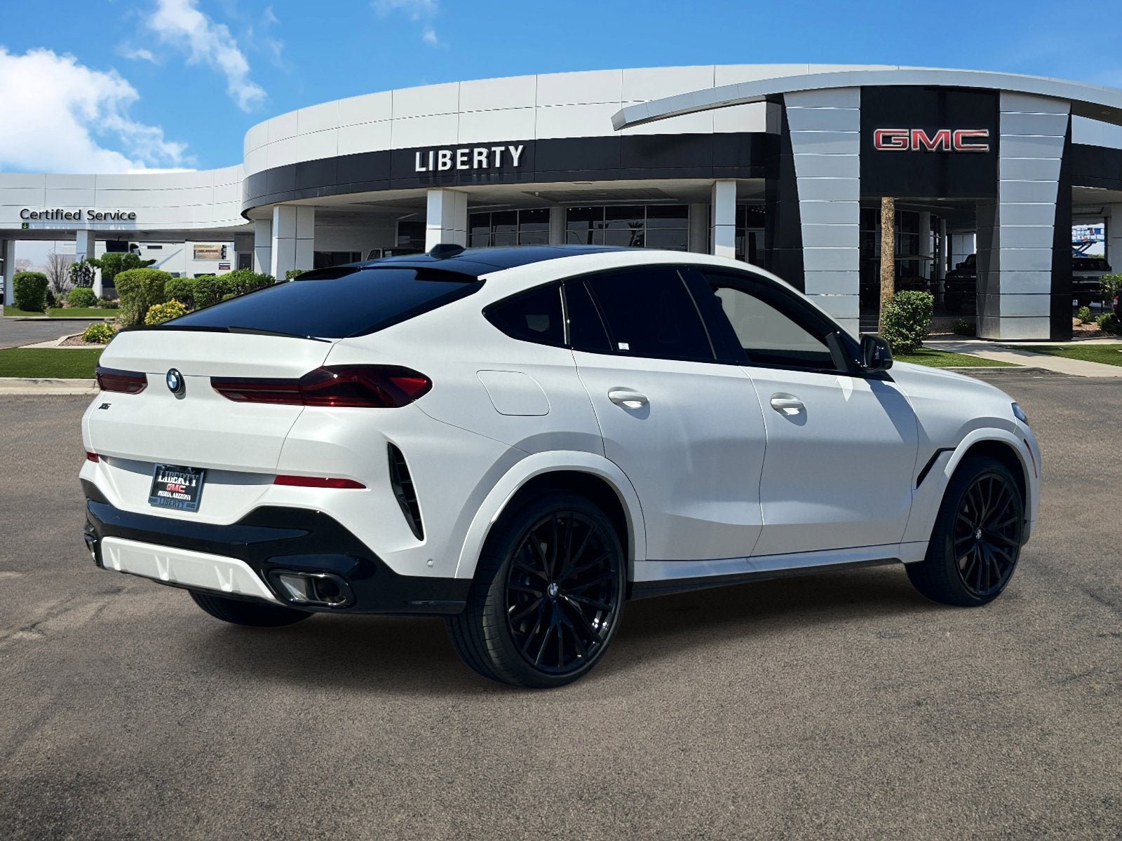 2027 BMW X6 xDrive40i