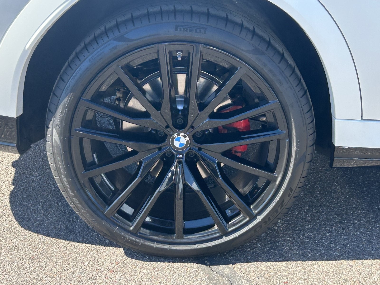 2027 BMW X6 xDrive40i
