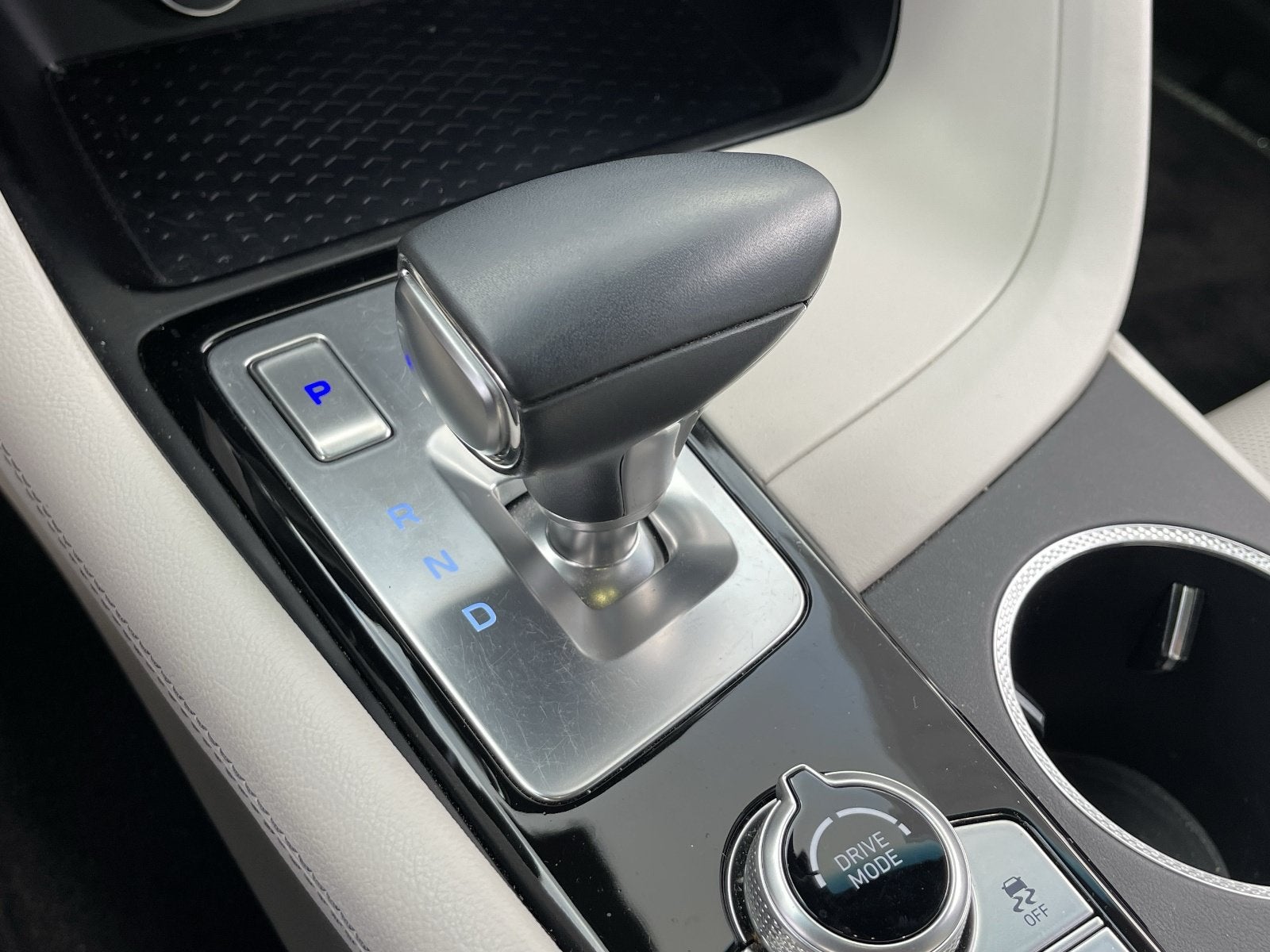 2025 Genesis G70 2.5T AWD