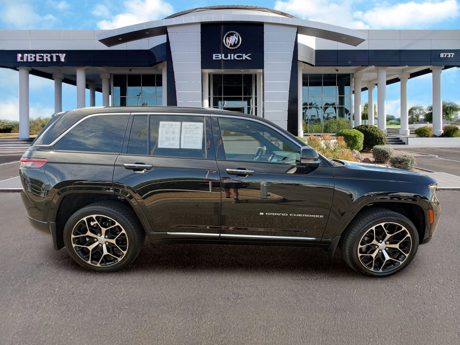 2022 Jeep Grand Cherokee Summit Reserve 4x4