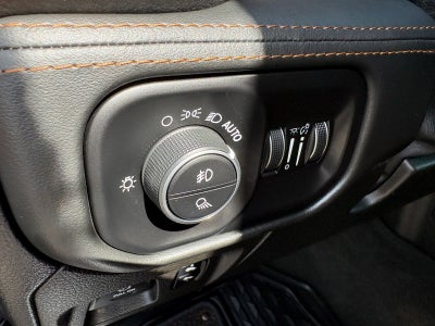 2019 RAM 1500 Longhorn Crew Cab 4x4 5'7" Box
