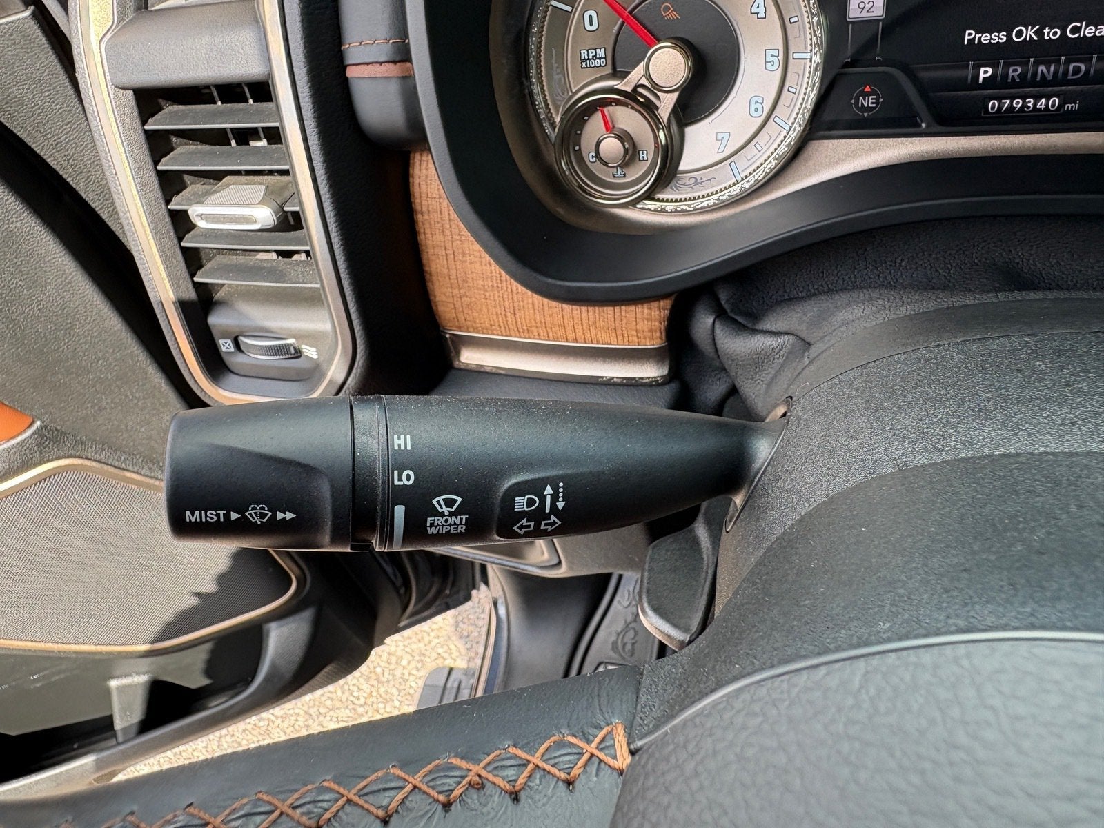 2019 RAM 1500 Longhorn Crew Cab 4x4 5'7" Box