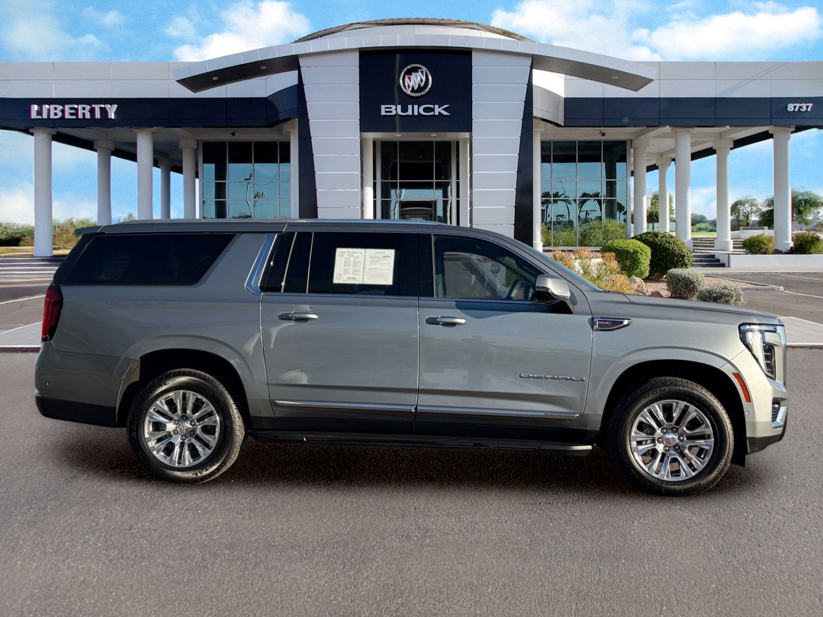 2025 GMC Yukon XL Denali