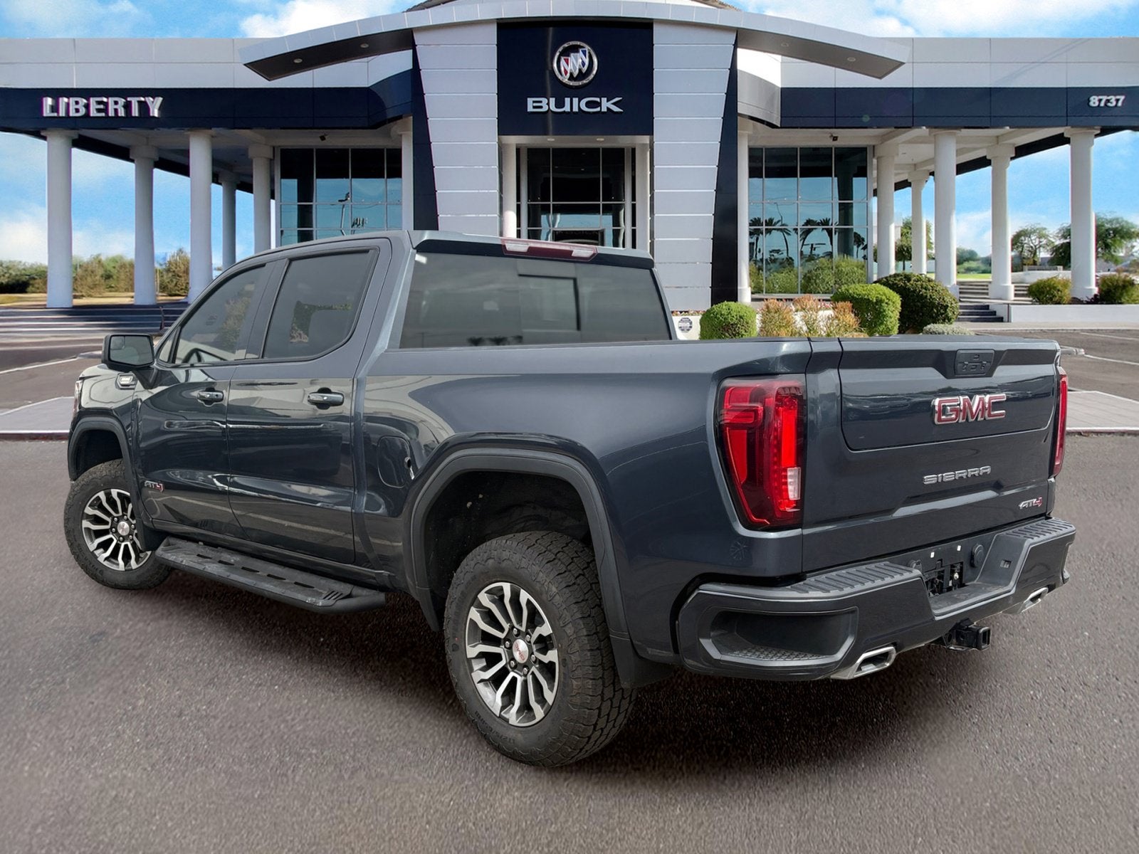 2021 GMC Sierra 1500 AT4