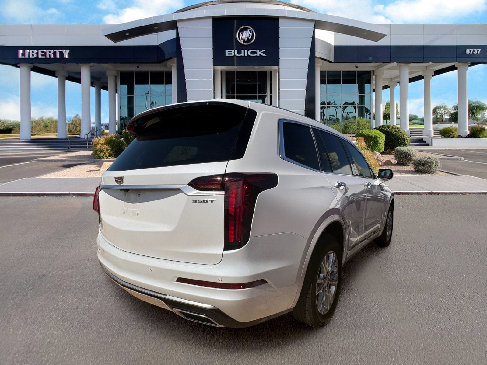 2024 Cadillac XT6 Luxury
