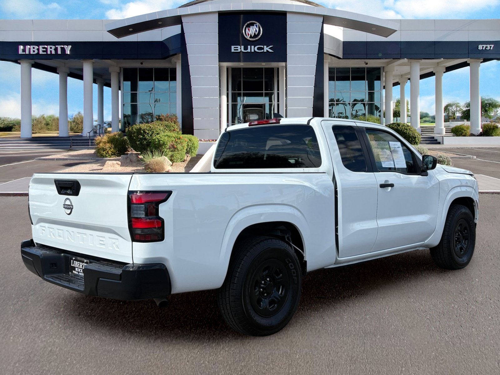 2024 Nissan Frontier S