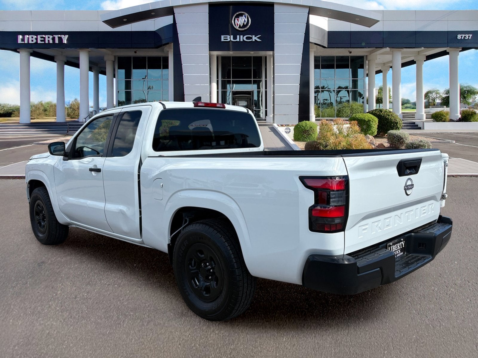 2024 Nissan Frontier S