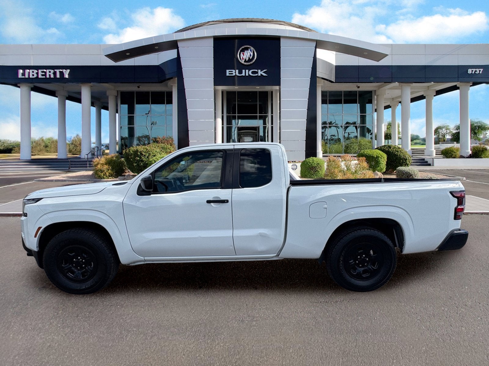 2024 Nissan Frontier S