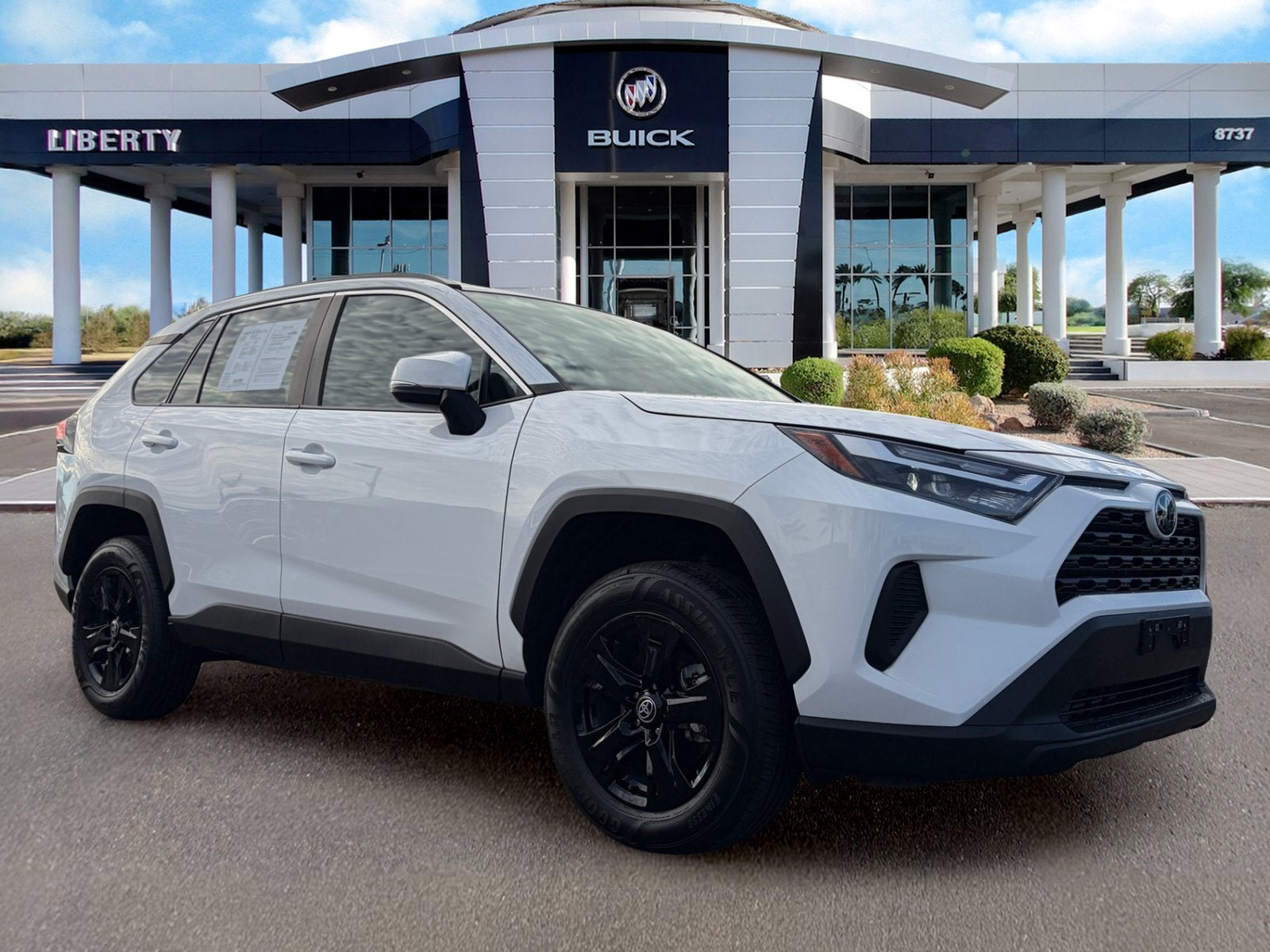 2023 Toyota RAV4 XLE