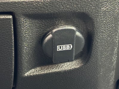 2022 RAM 1500 Classic SLT Crew Cab 4x4 5'7" Box