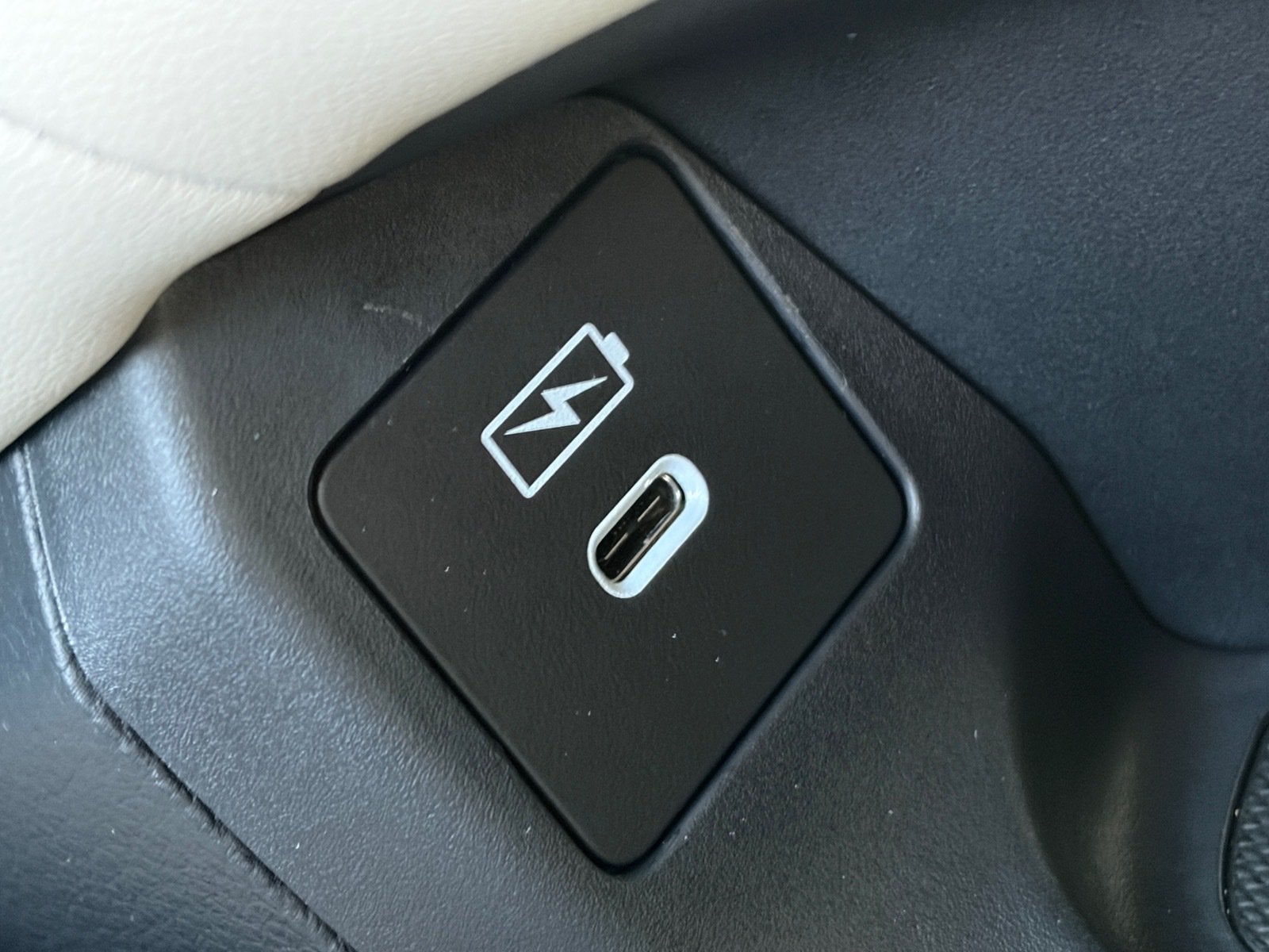 2024 Honda HR-V AWD LX