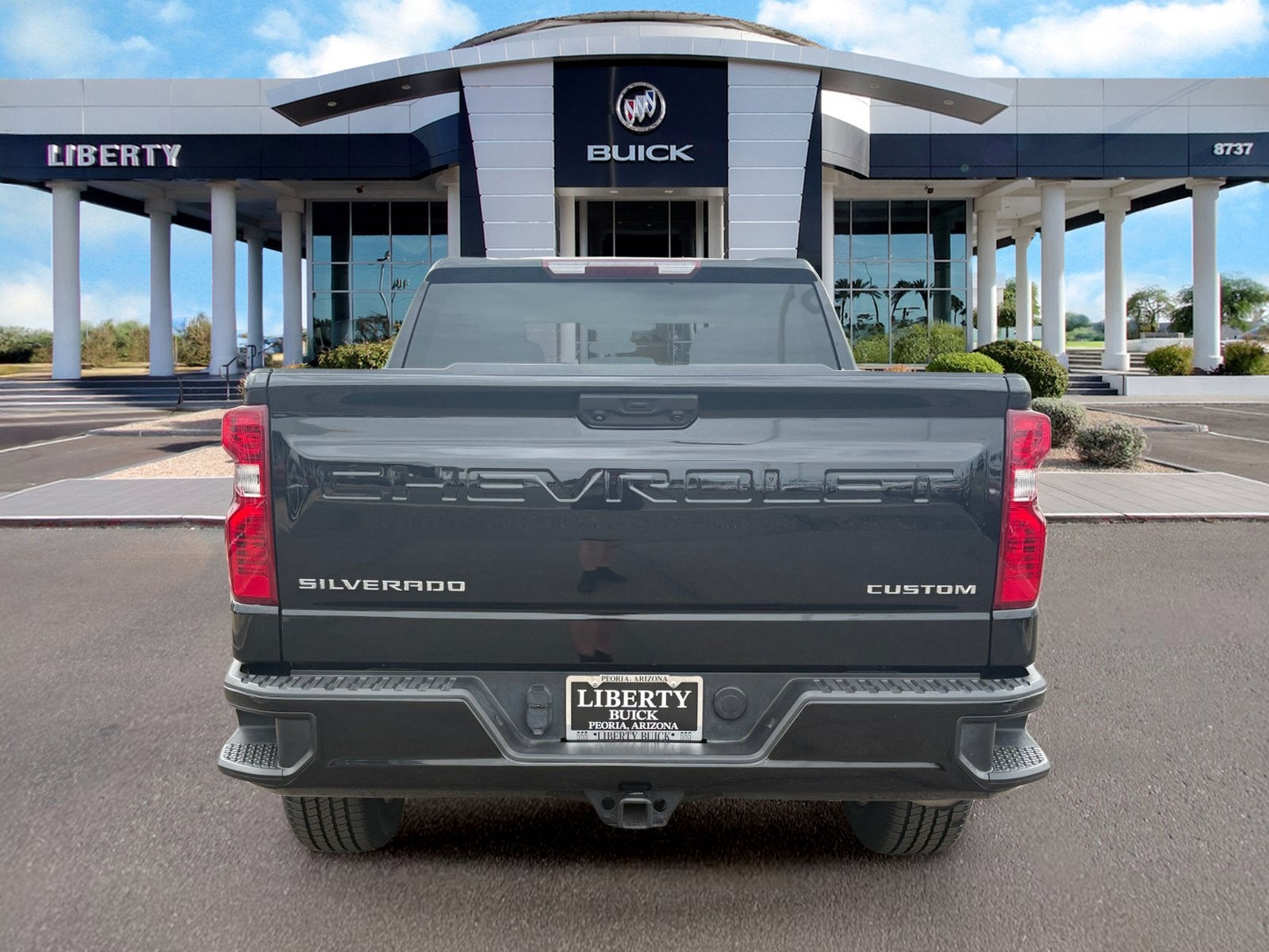 2023 Chevrolet Silverado 1500 Custom