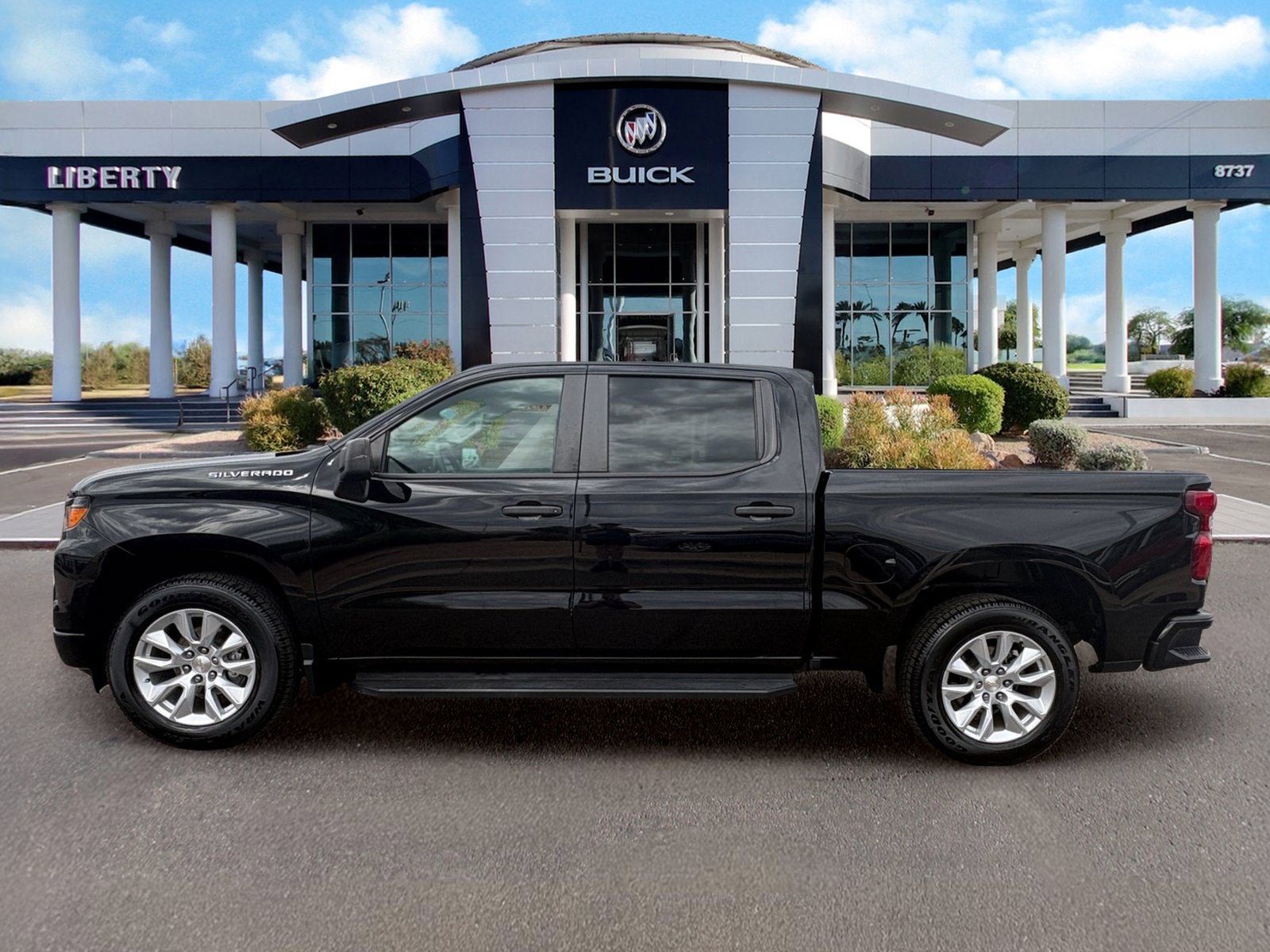 2023 Chevrolet Silverado 1500 Custom