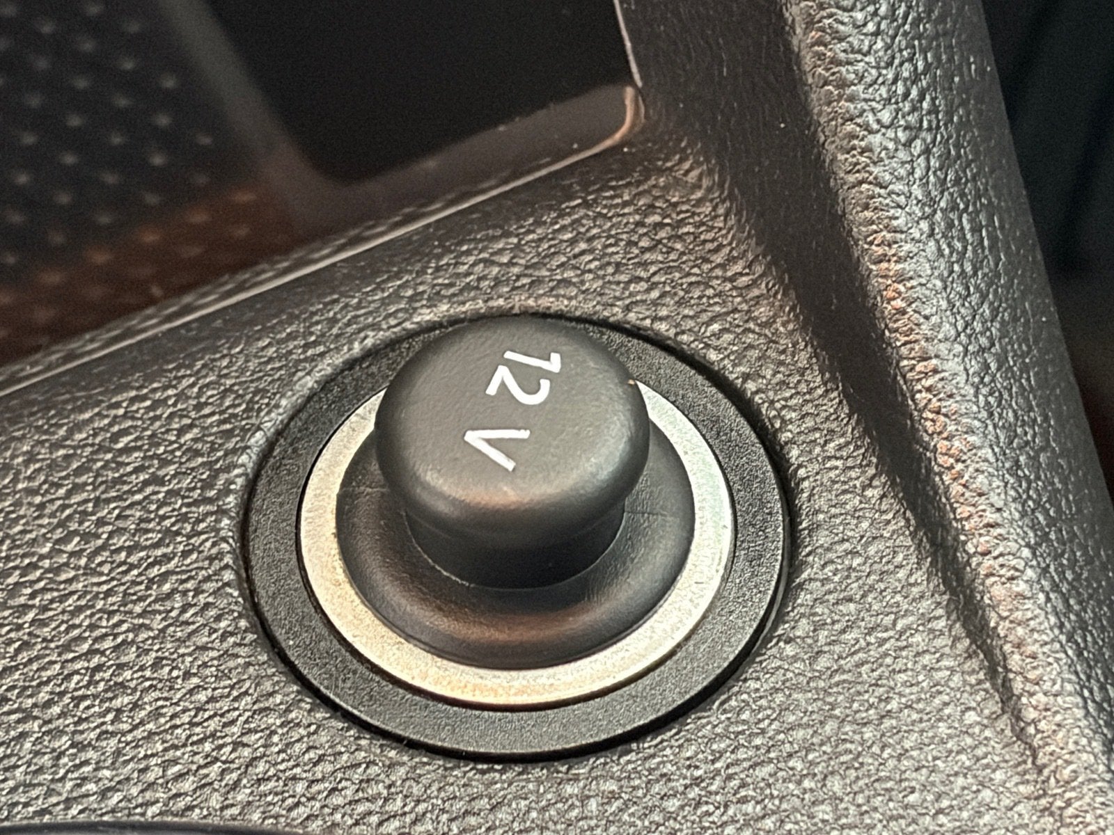 2016 Volkswagen Beetle Convertible 1.8T Denim