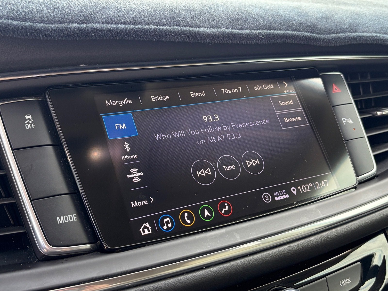 2020 Buick Enclave Essence