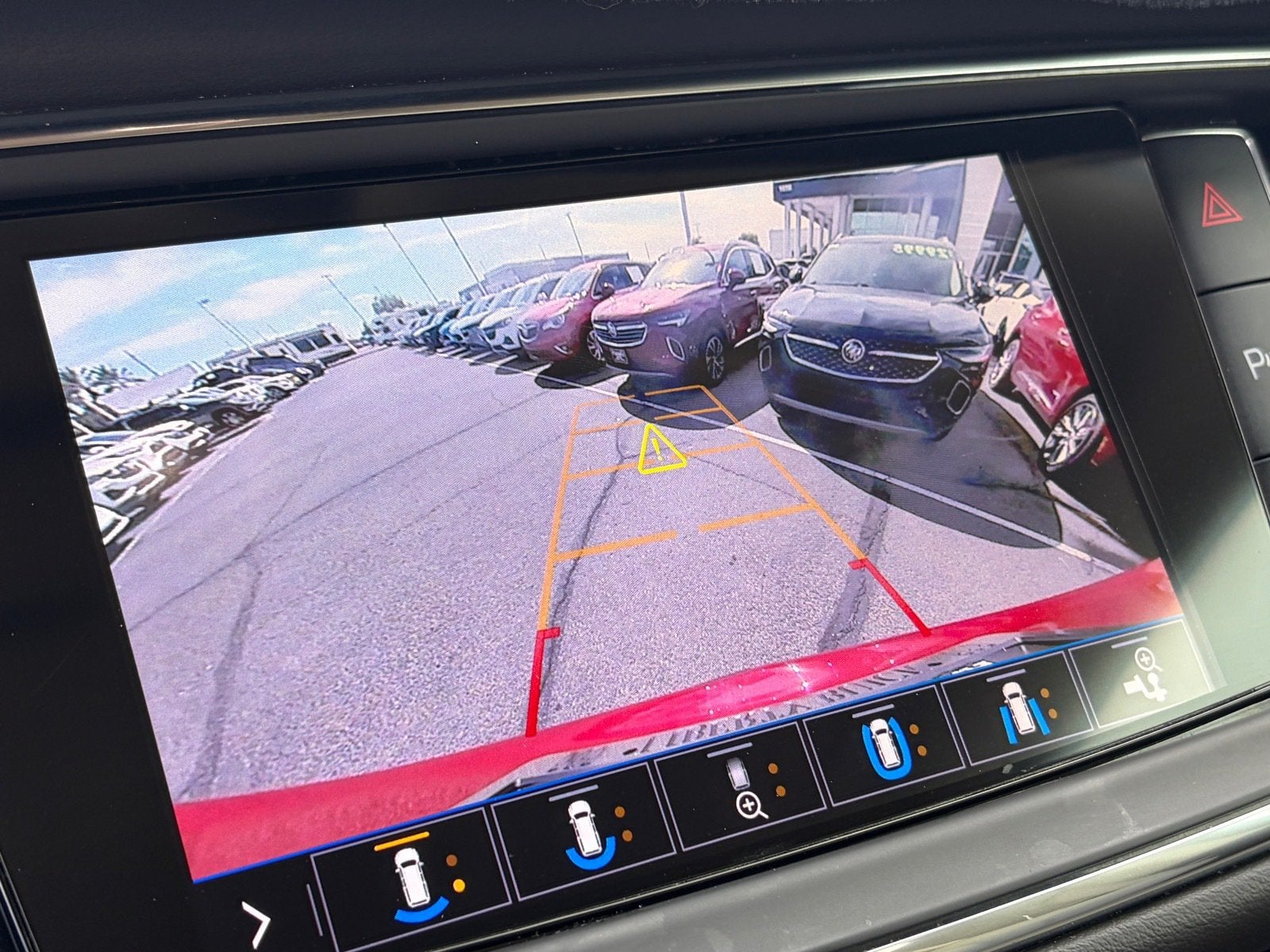 2020 Buick Enclave Essence