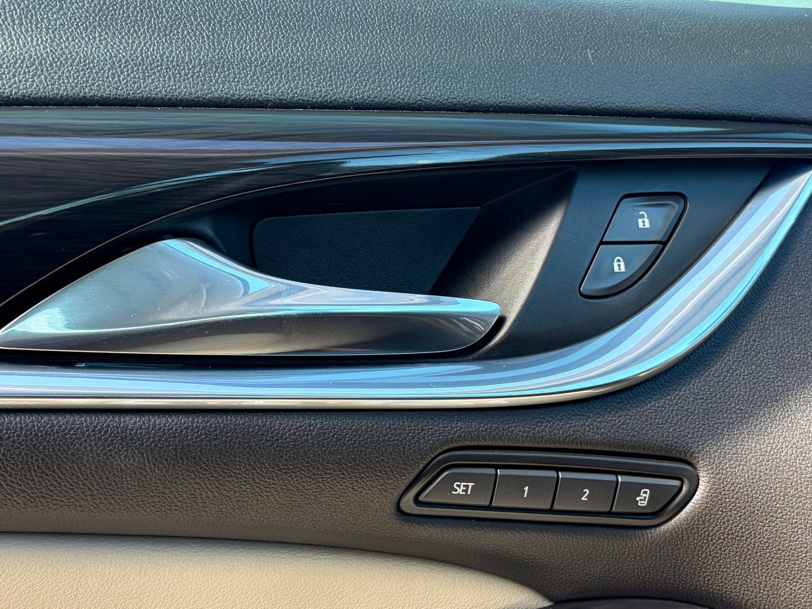 2020 Buick Enclave Premium