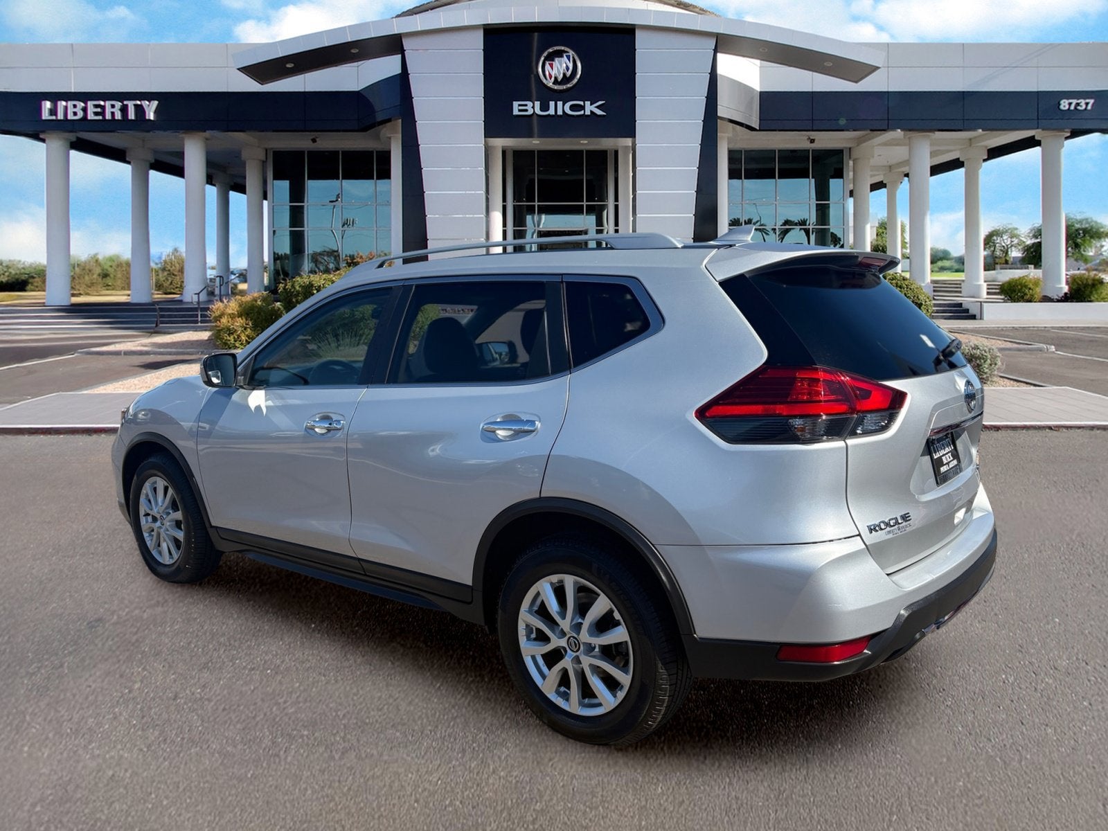 2017 Nissan Rogue SV