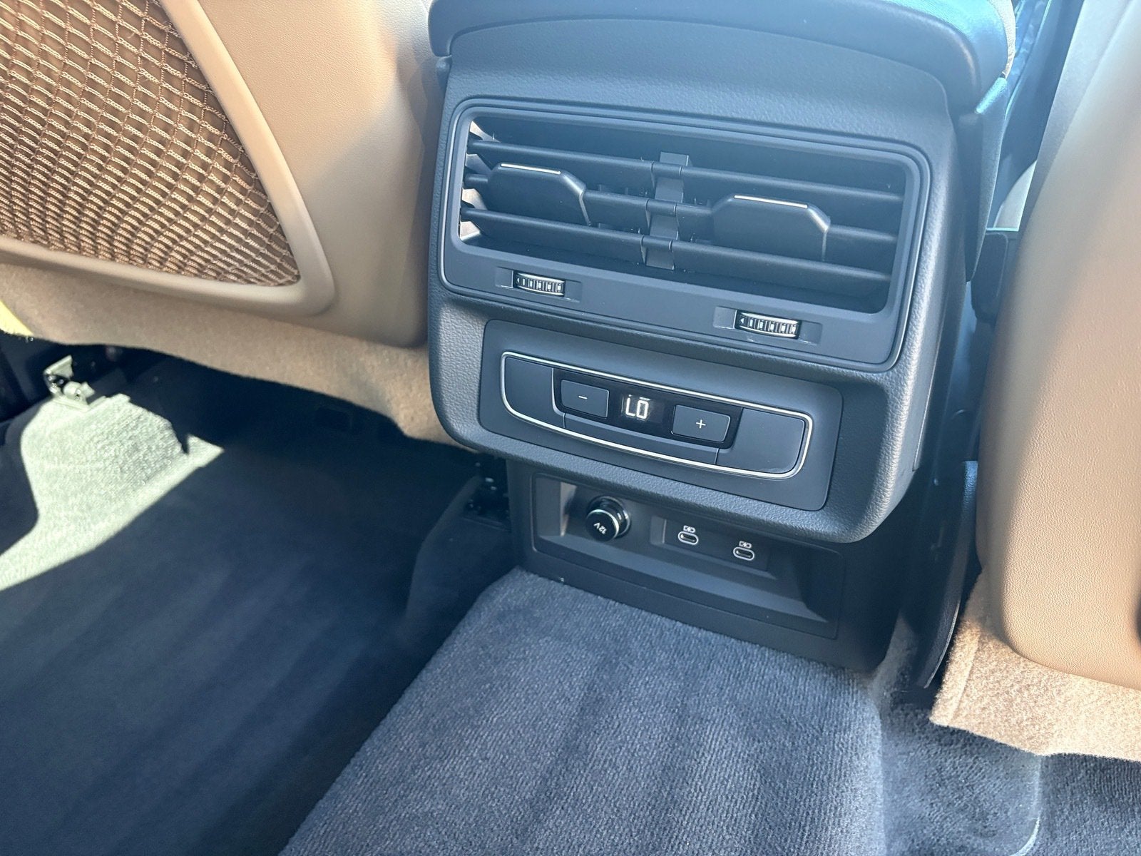 2023 Audi Q7 Premium 45 TFSI quattro Tiptronic