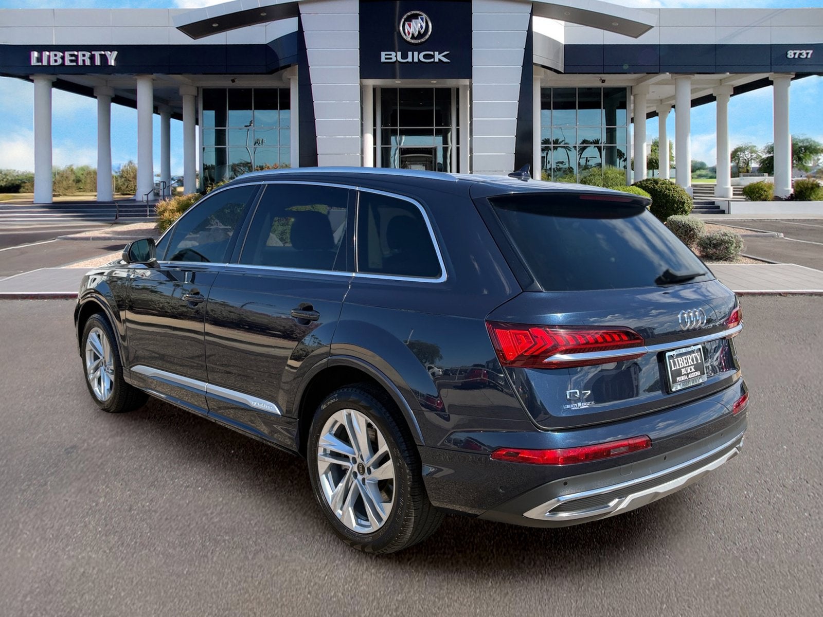2023 Audi Q7 Premium 45 TFSI quattro Tiptronic